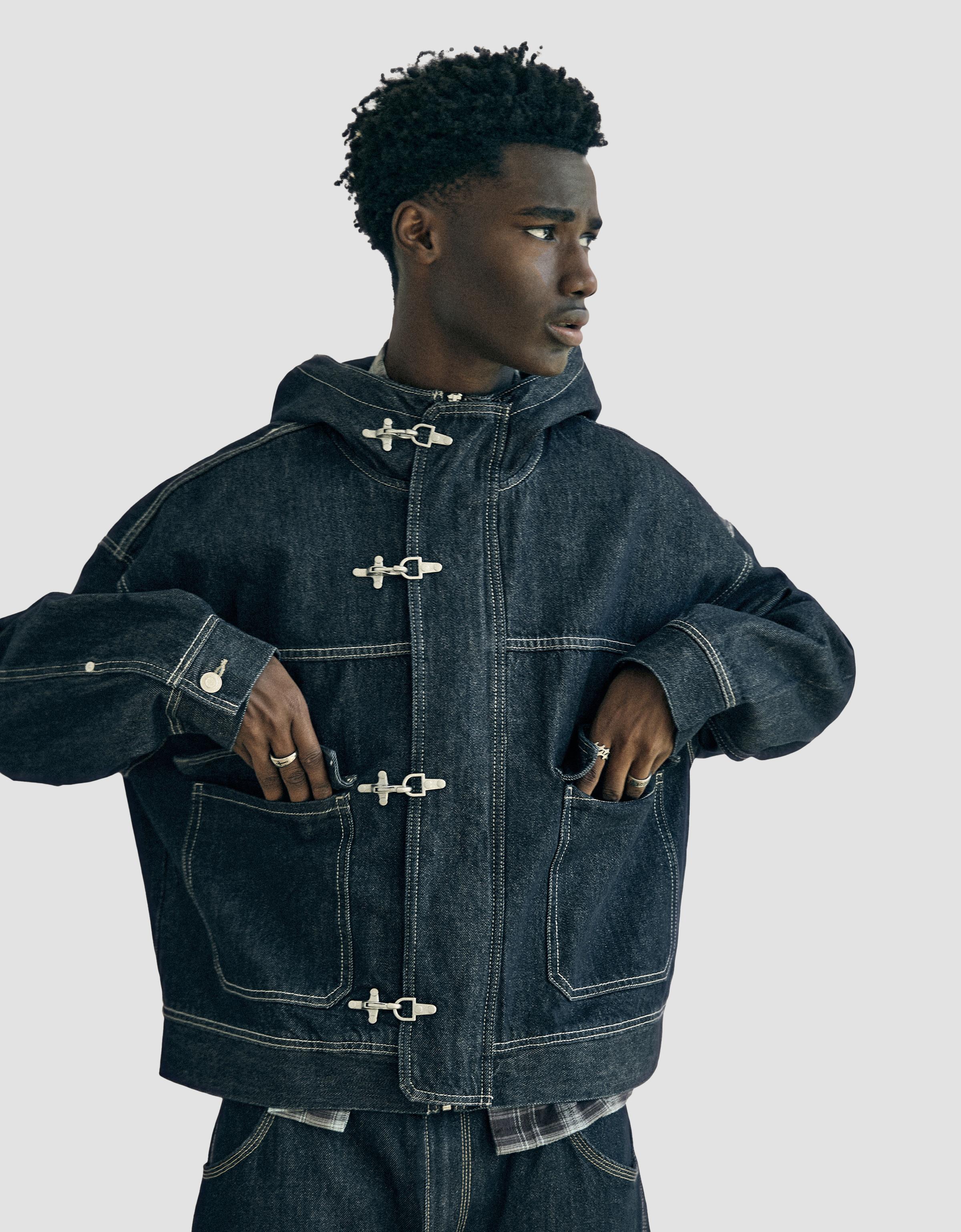Denim jacket with hood and clasps — Navy