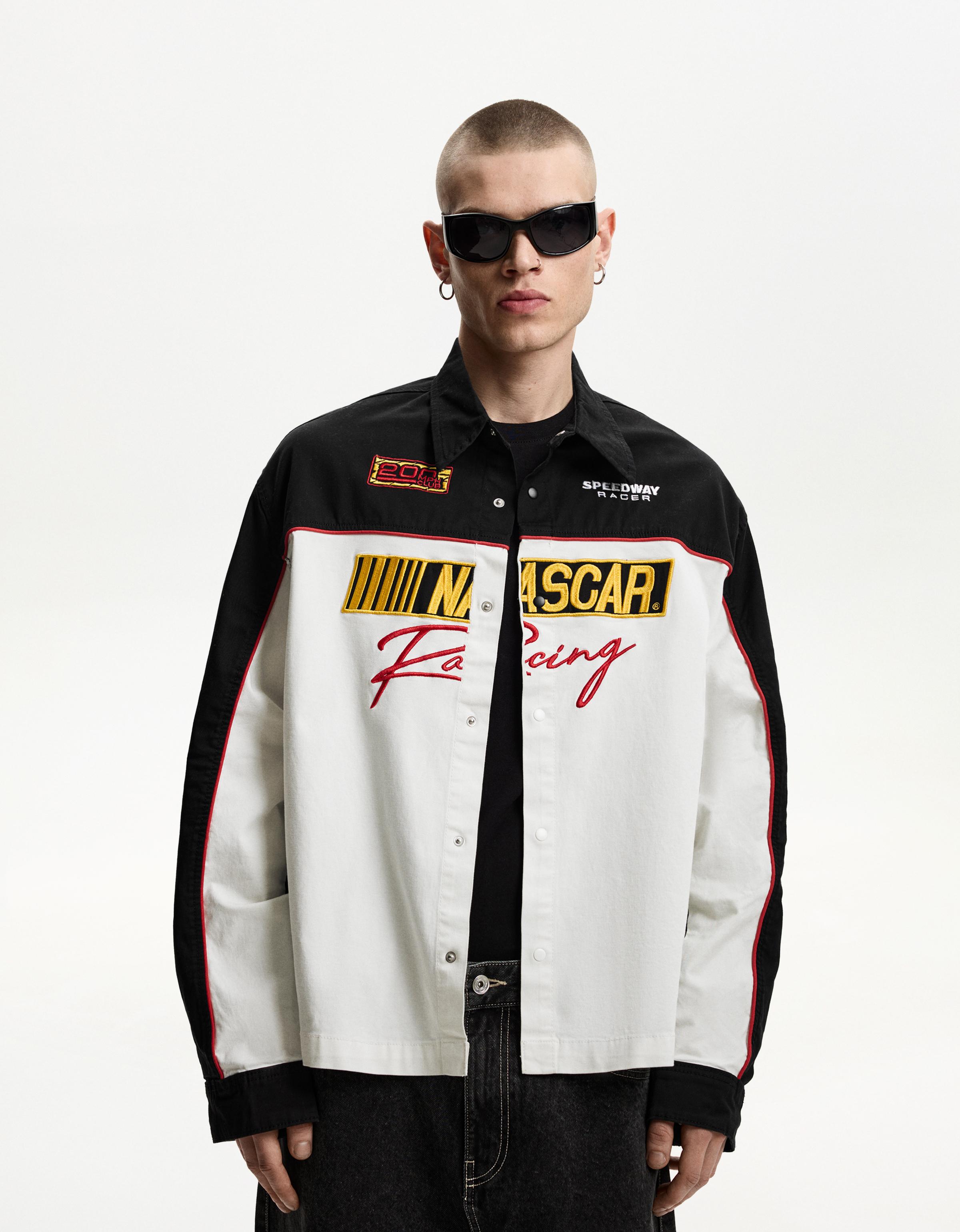 Bershka Boxy-Fit-Hemd Nascar Mit Langen Ärmeln Und Print Herren S Schwarz