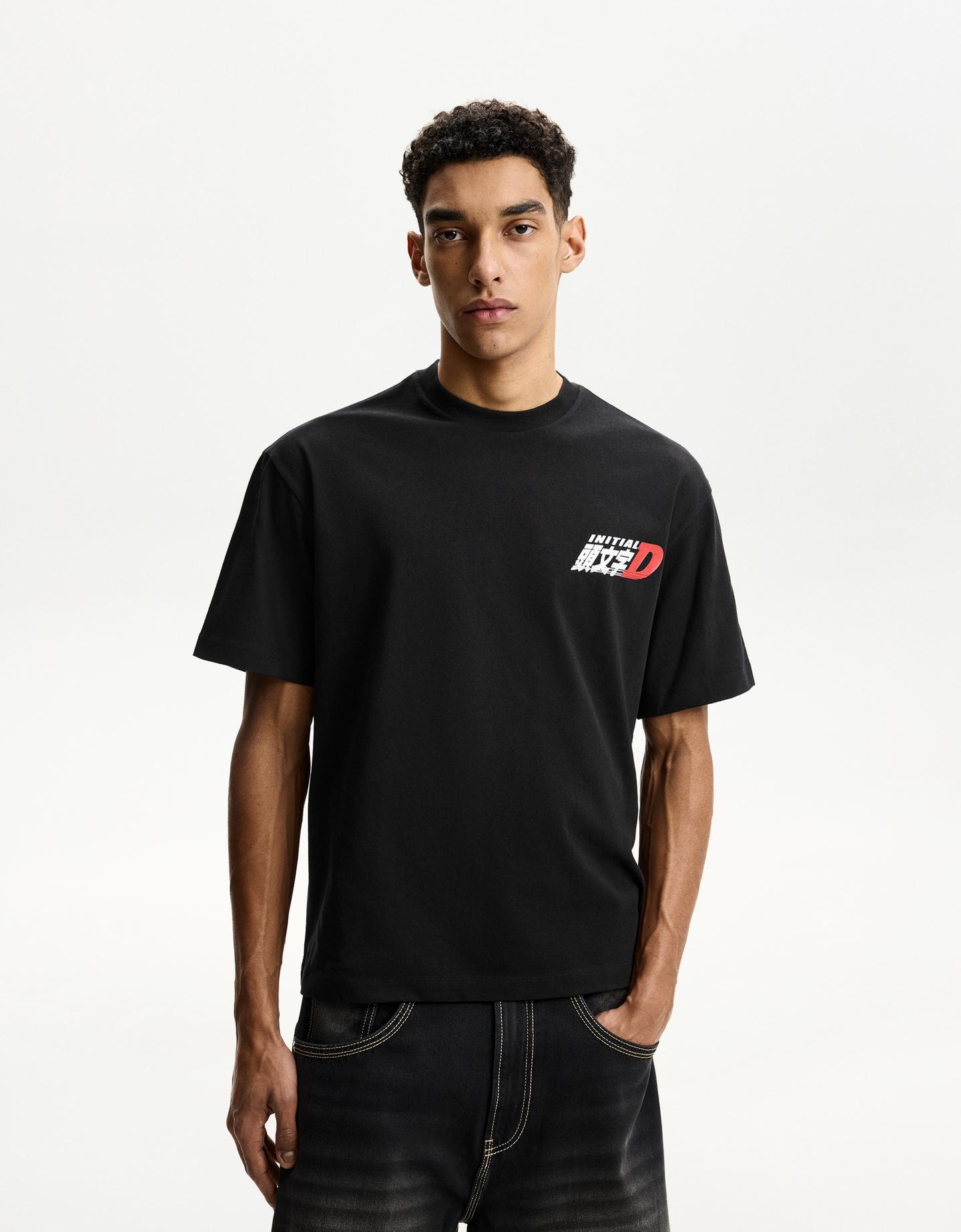 Bershka koszulka z krótkim rękawem i nadrukiem initial d czarny