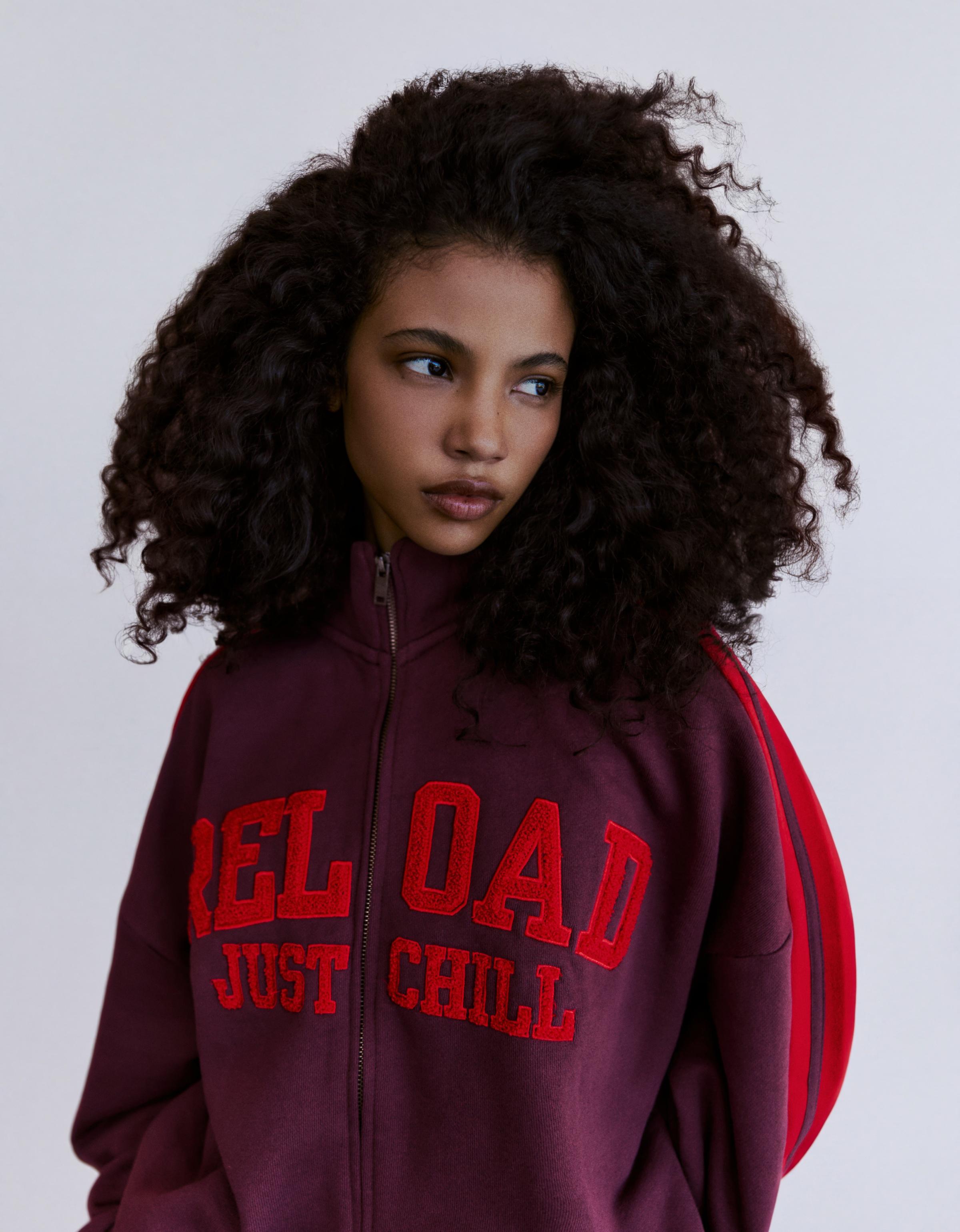 Plush zip-up sweatshirt with patch — Burgundy