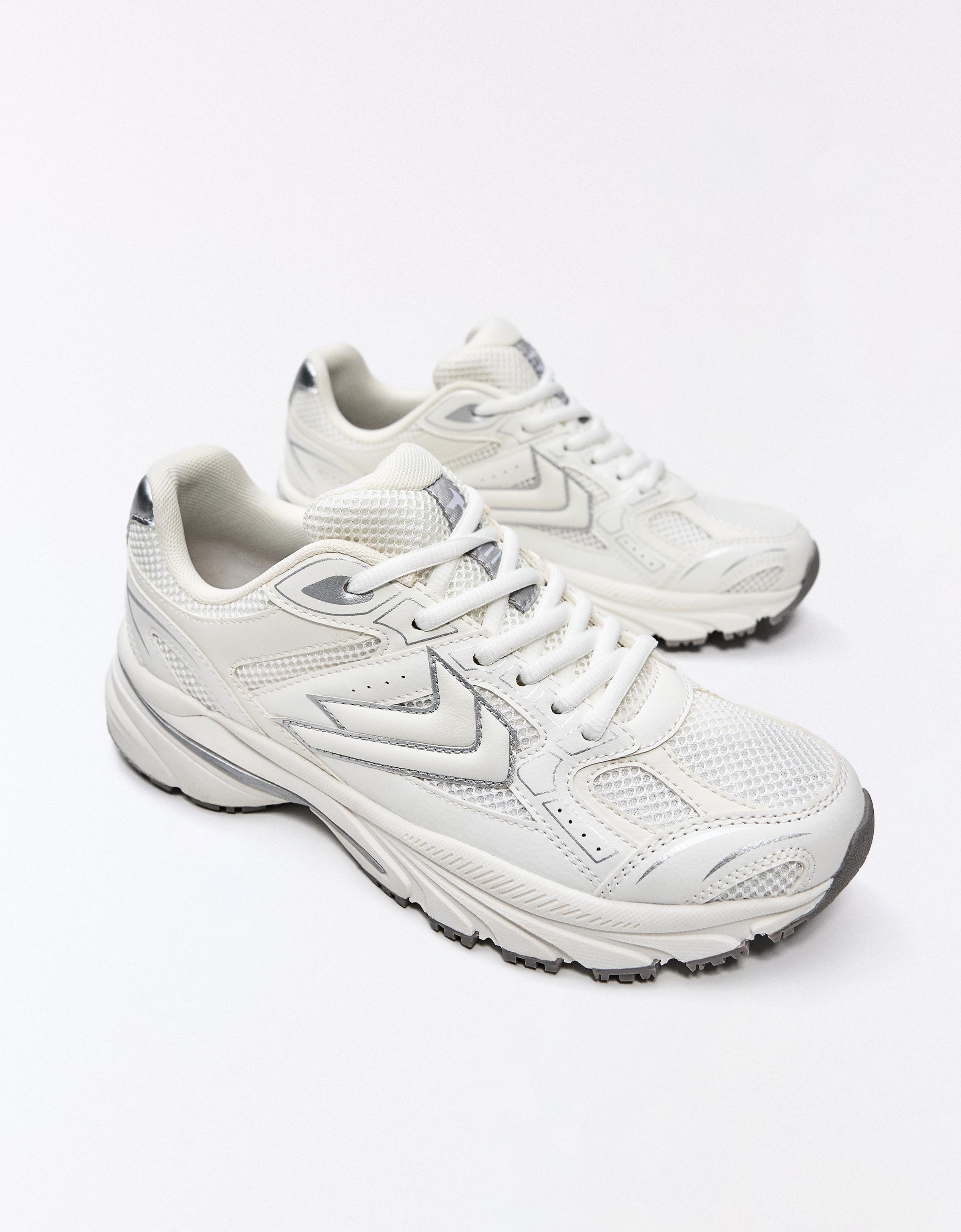 MULTI-PIECE TRAINERS — WHITE