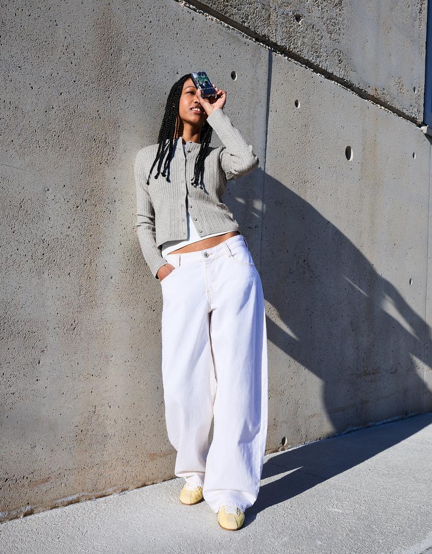 Kardigan z guzikami i warkoczowym splotem-Szary