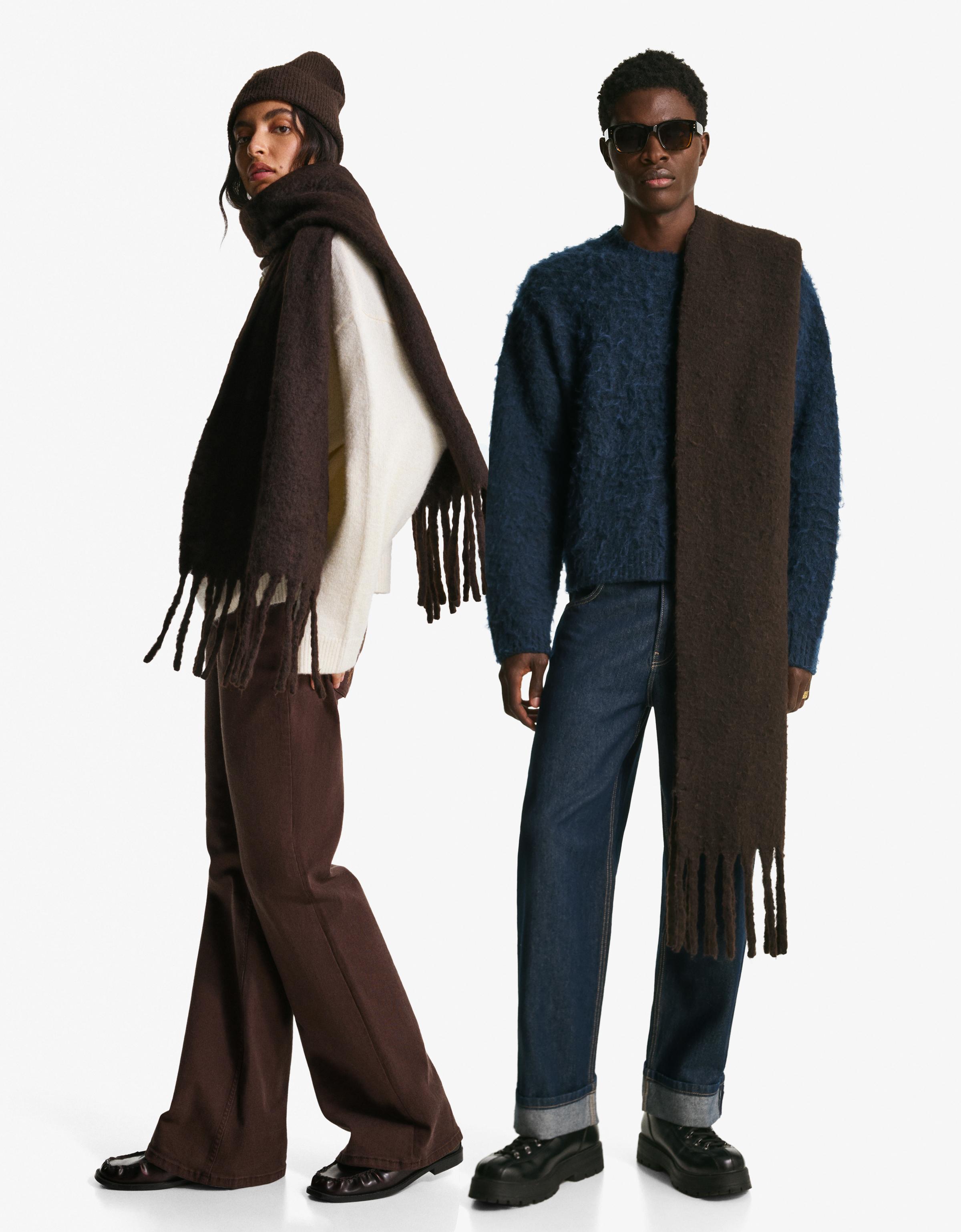 Solid-coloured scarf — Brown
