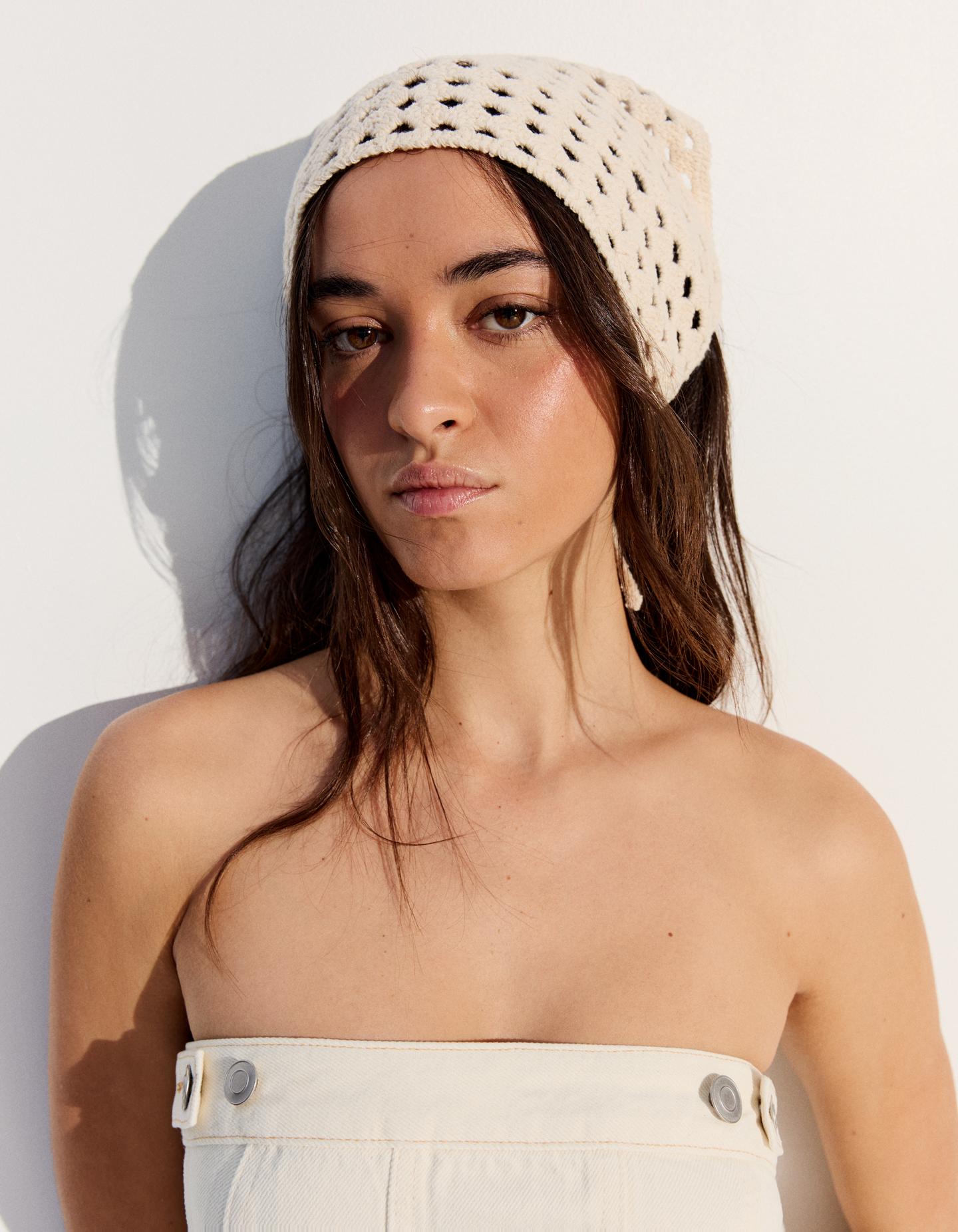 Bershka szydełkowa bandana do włosów kremowy
