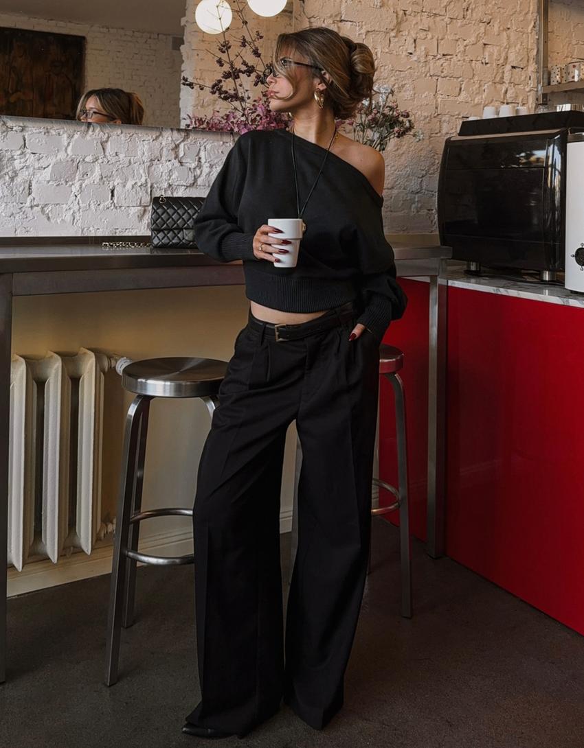 Asymmetric sweater with ribbed hem-Black