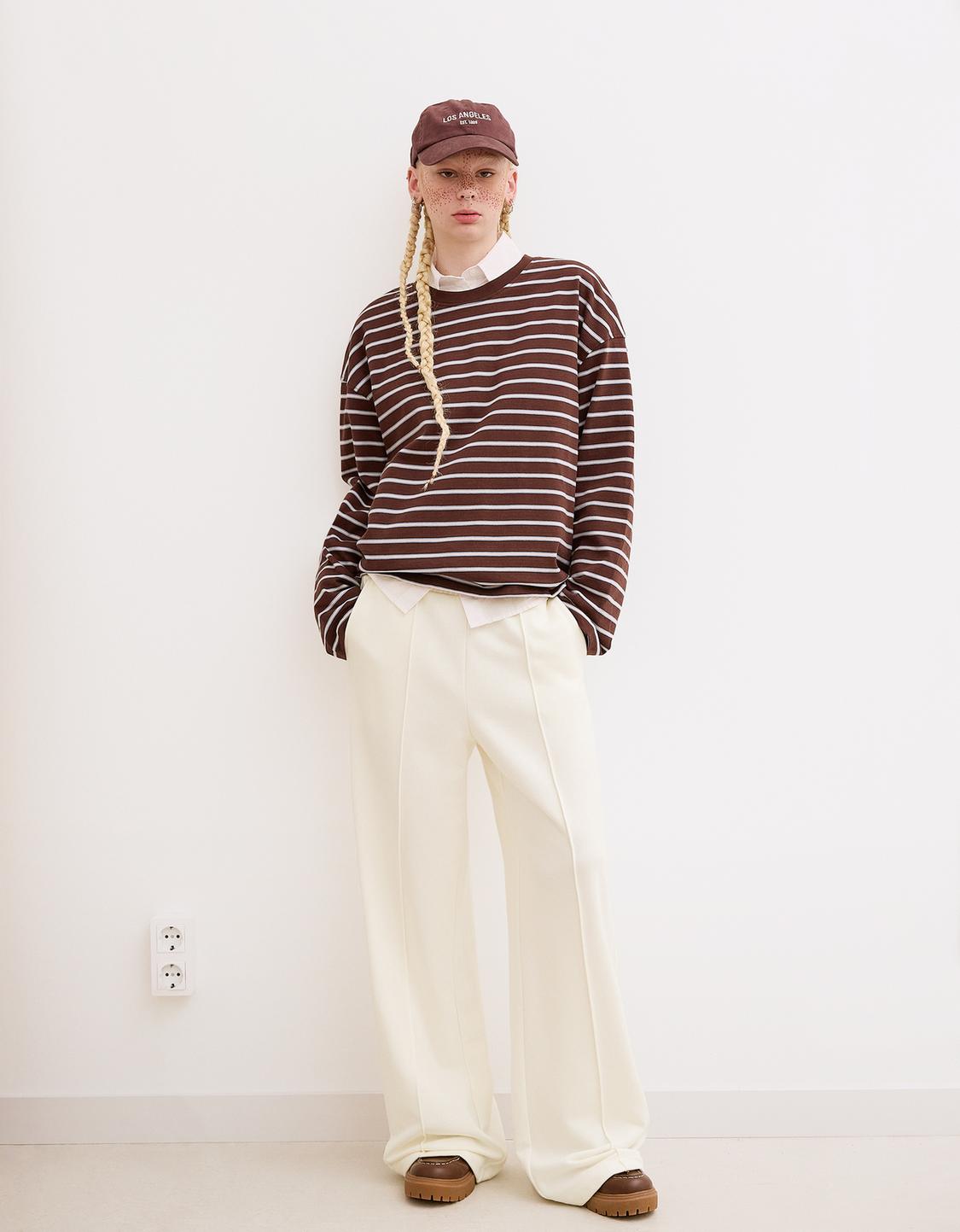 Wide leg plush trousers