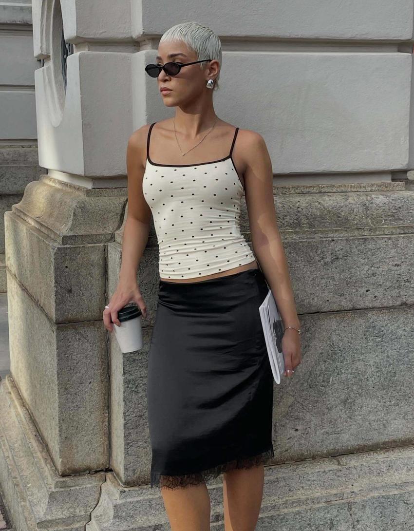 Strappy top-White / Black