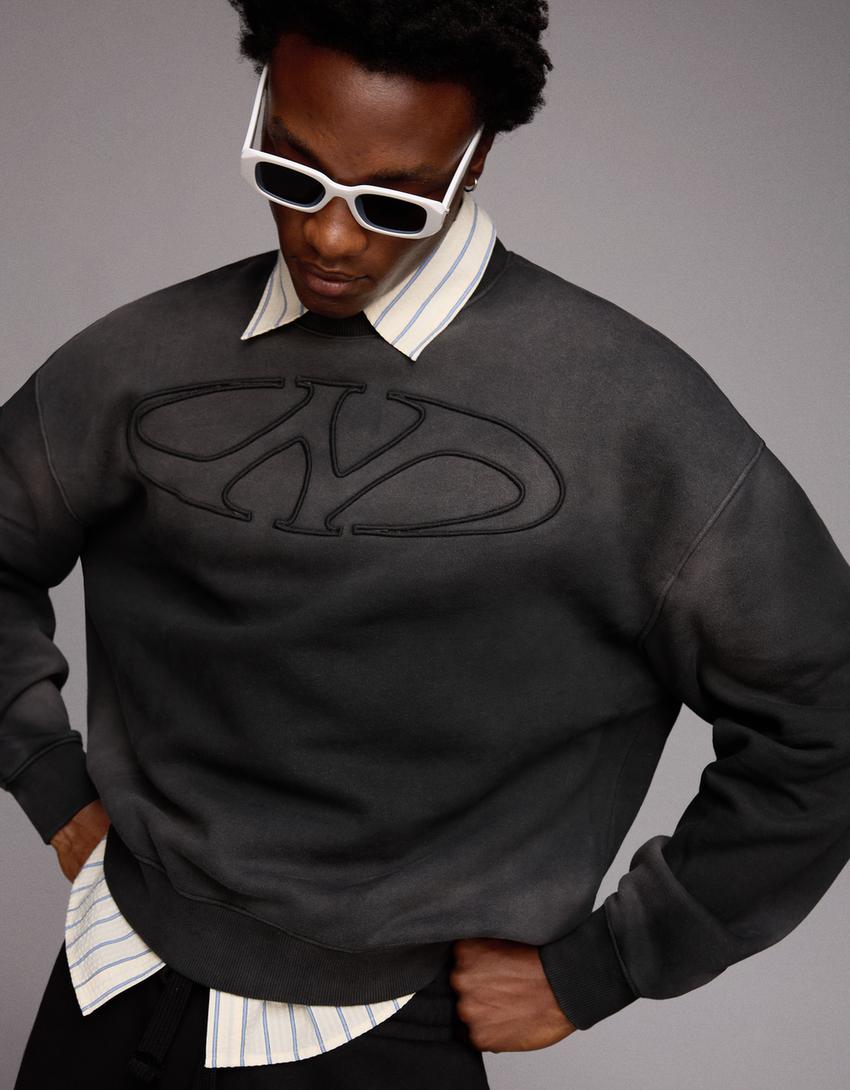 ოვერსაიზი გახუნებული ეფექტის მოსცმელი პერანგი-ნაცრისფერი