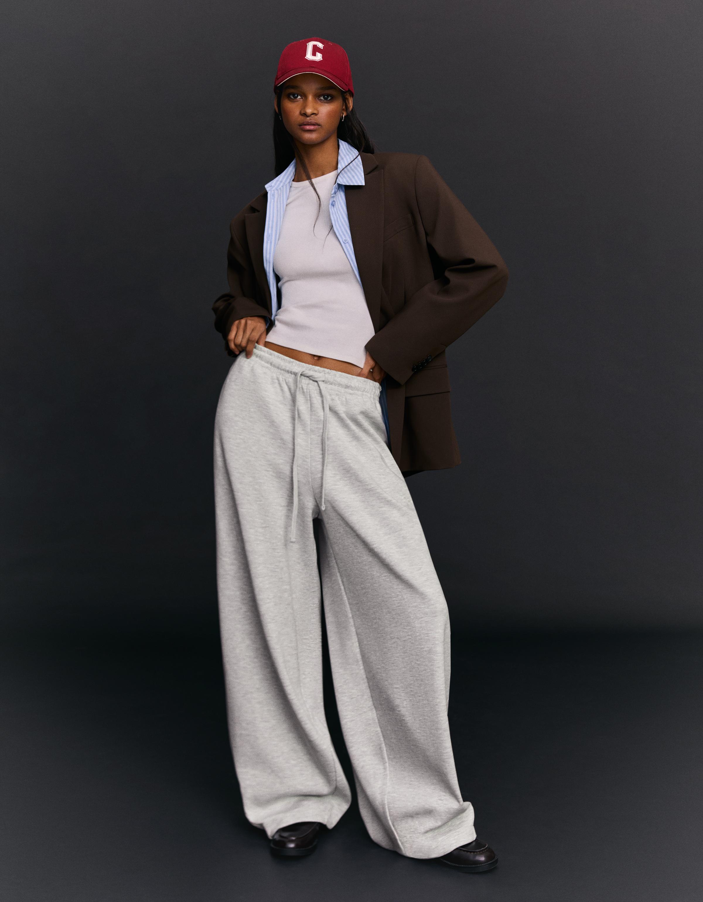 Bershka Barrel-Hose Aus Plüsch Mit Stoppern Damen Xxs Grau