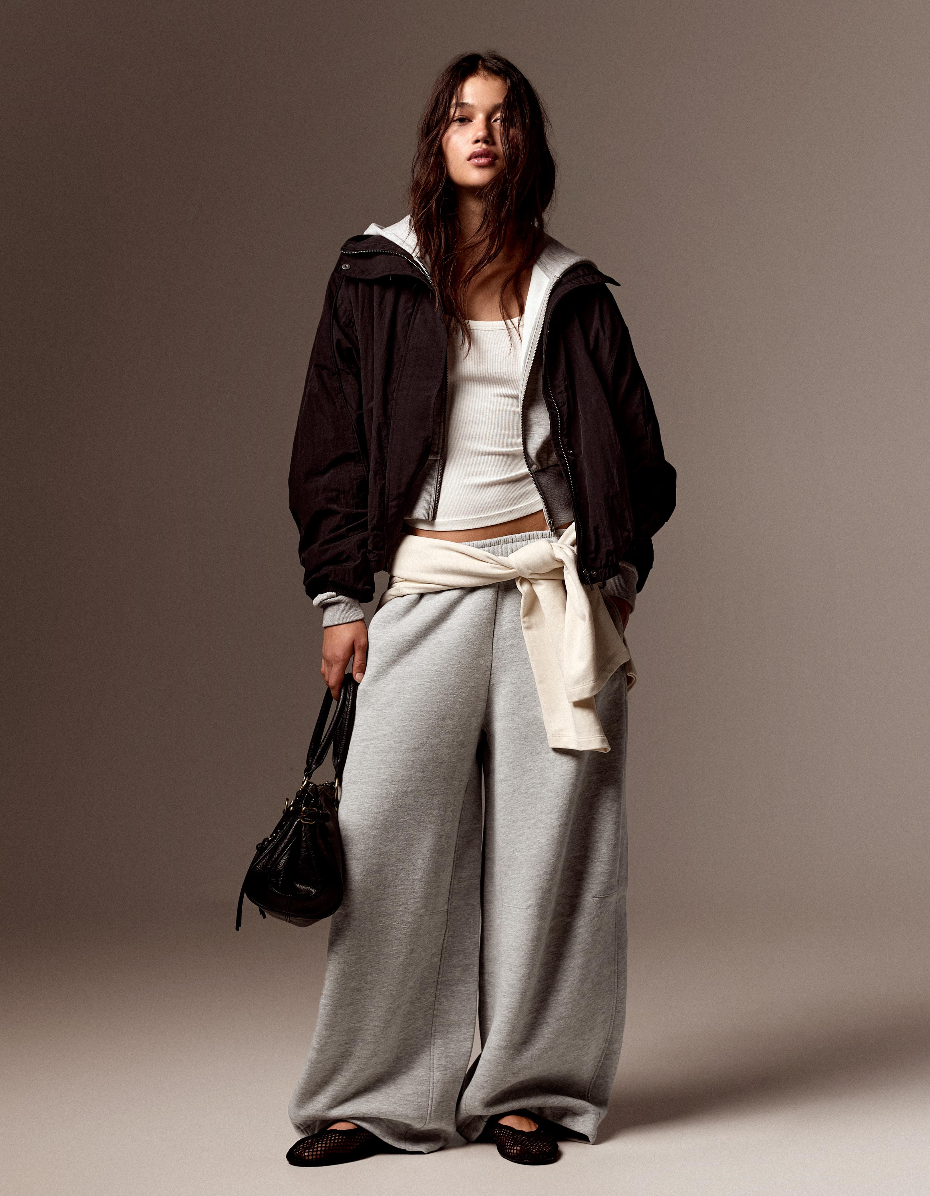 Plush parachute trousers — Grey