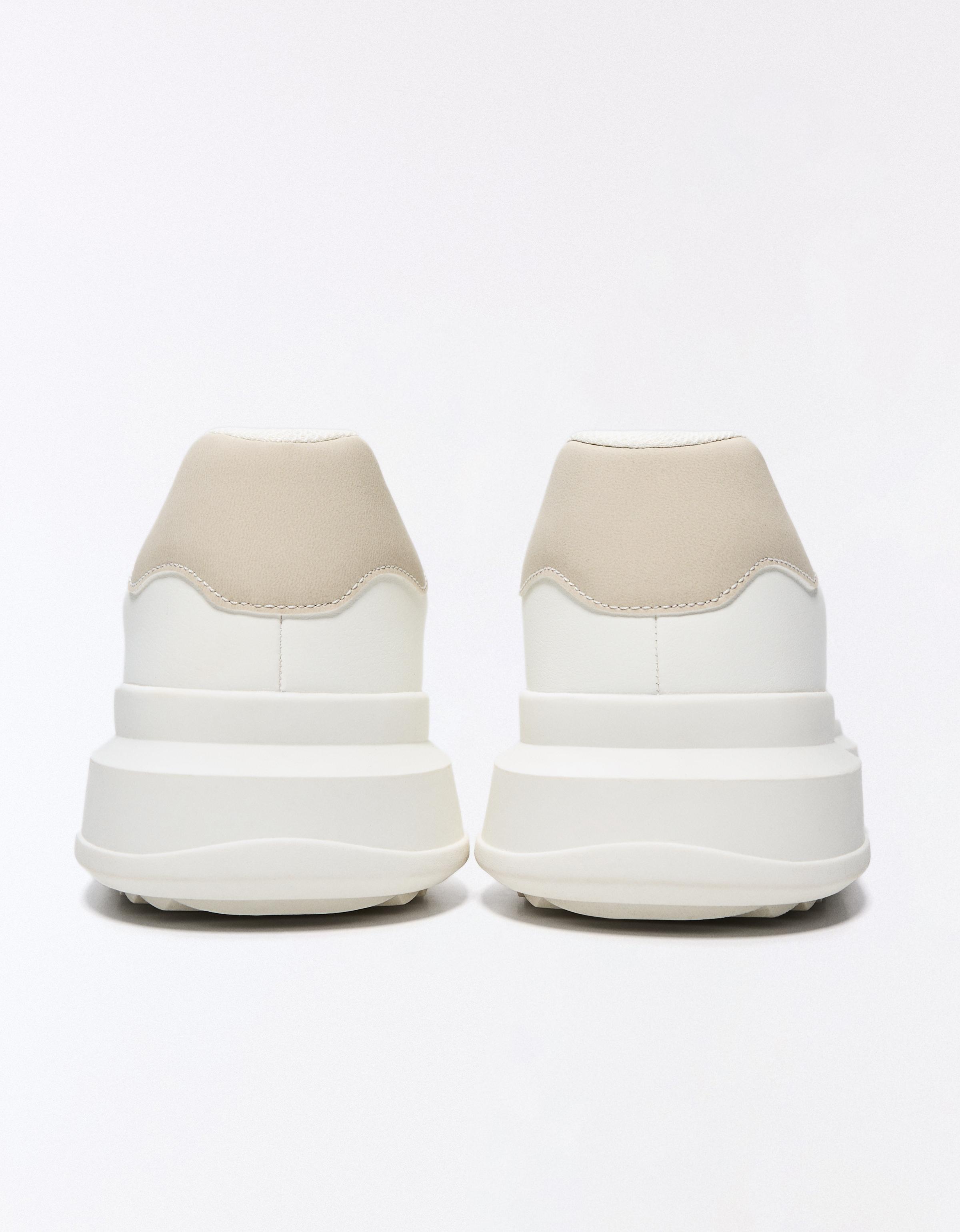 Chunky trainers — WHITE