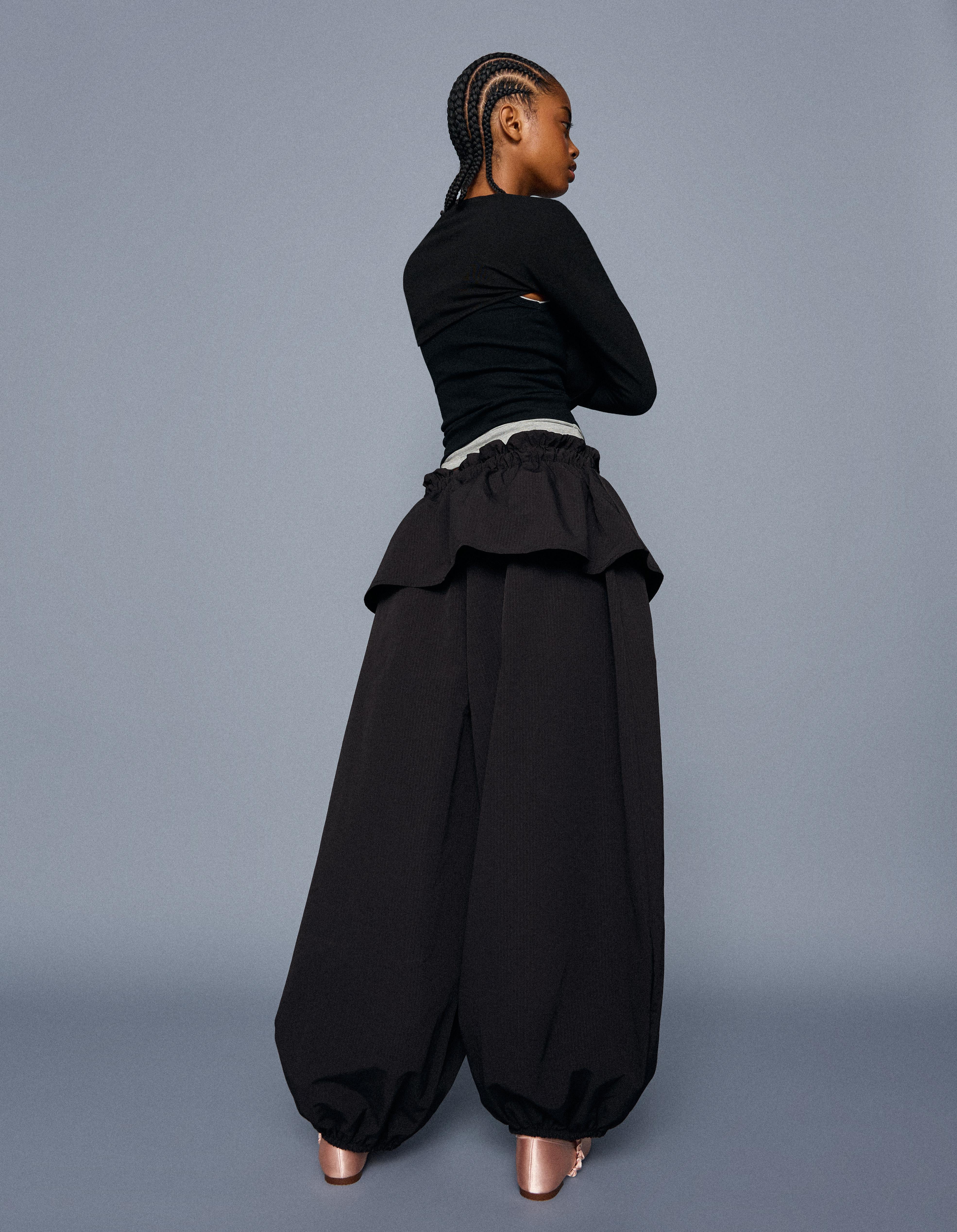 Bershka Peplum detaylı teknik pantolon görsel 7