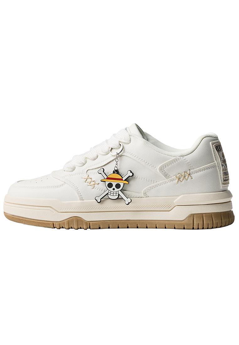 One Piece skater trainers with keychain — WHITE