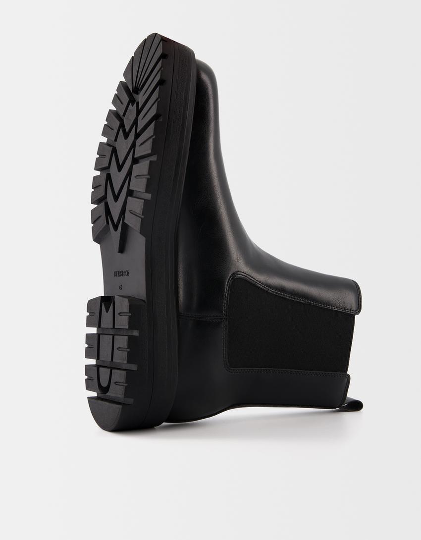 Chelsea boots with track soles - Men | Bershka