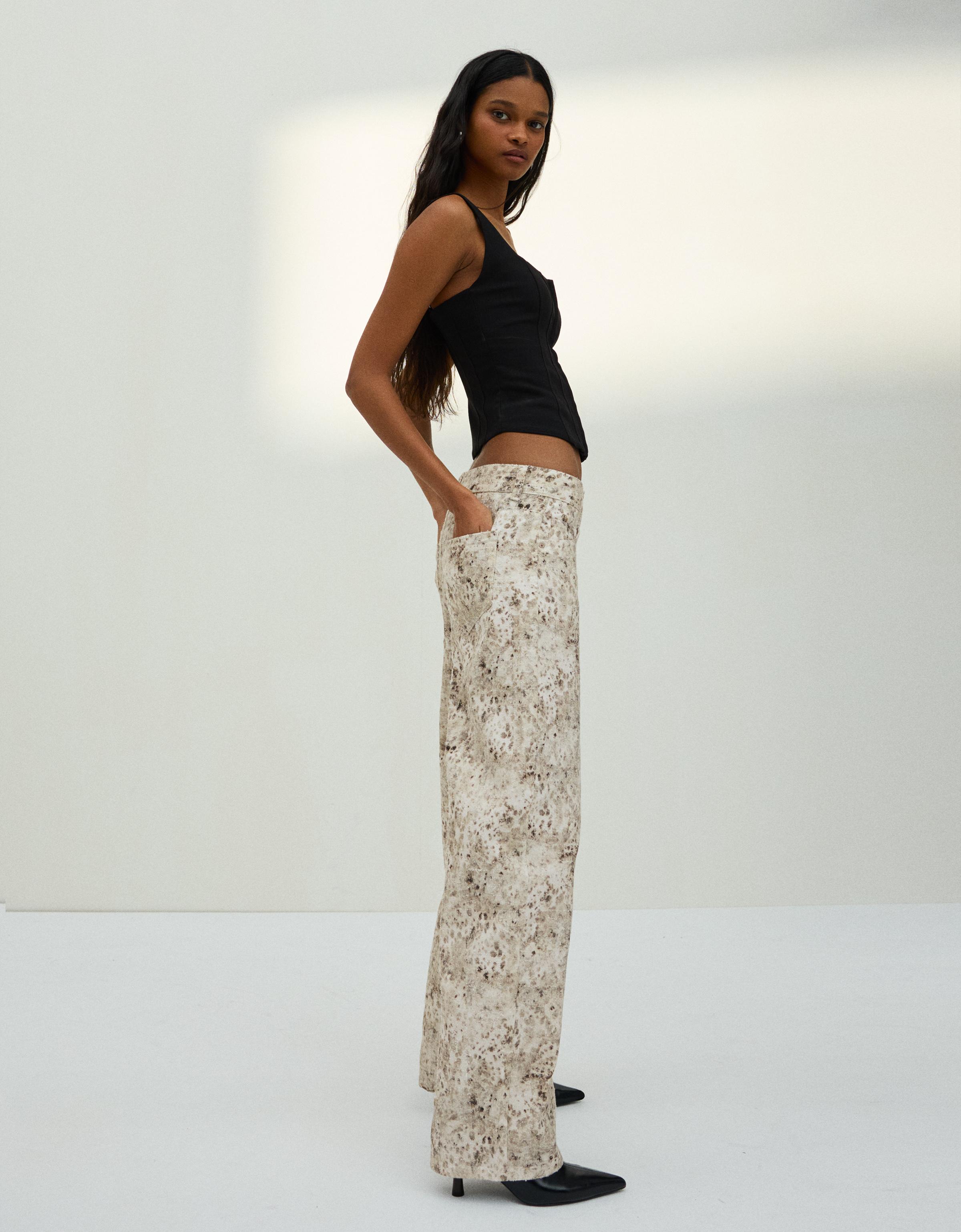 Düşük bel dokulu ve desenli baggy fit jean - Görsel 13