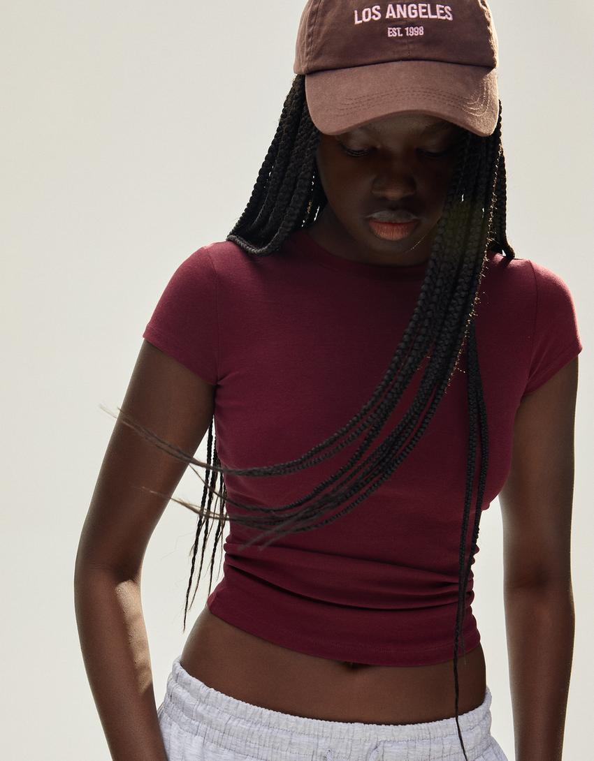 Camiseta manga corta cuello redondo-Burdeos