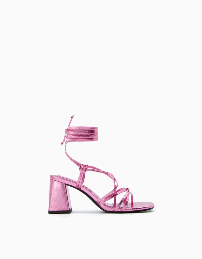 Tied heeled metallic sandals-Pink