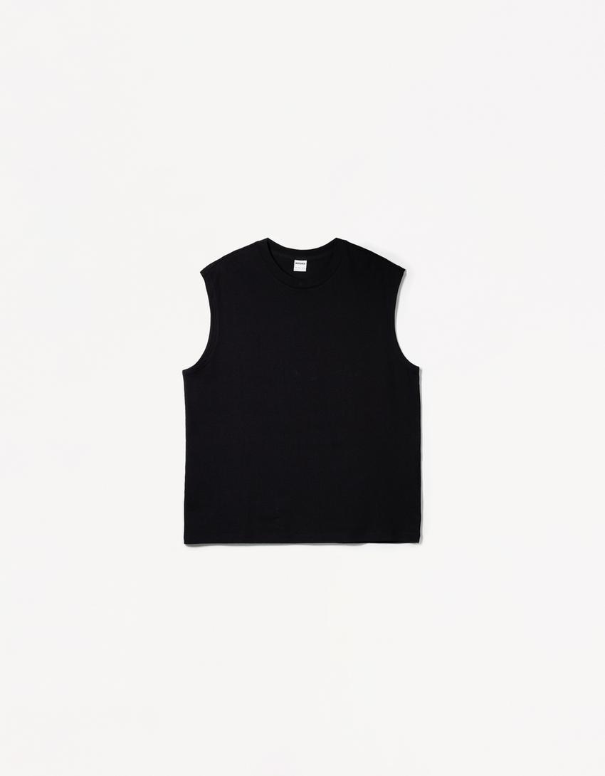 Sleeveless top-Black-4