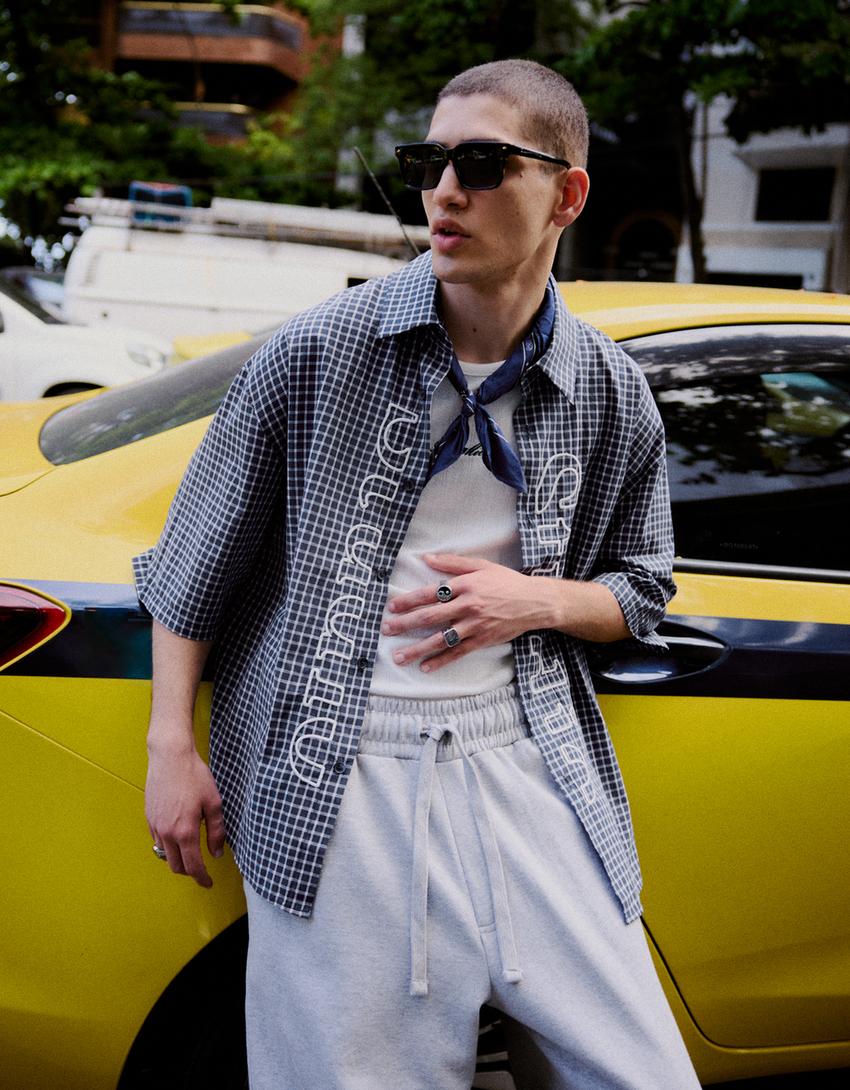 Embroidered short sleeve boxy fit shirt-Navy