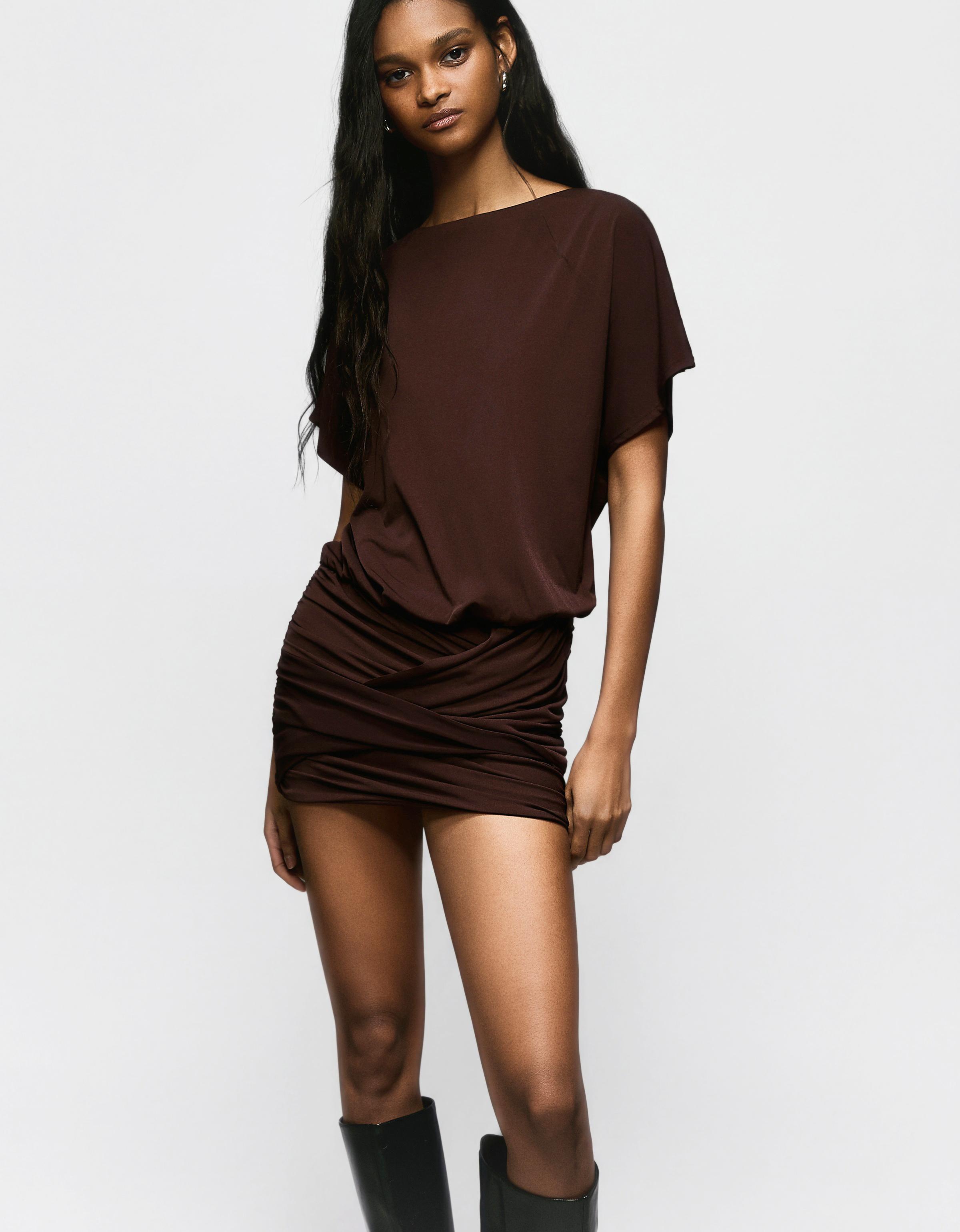 Drapeli etekli açık sırt elbise - Görsel 48