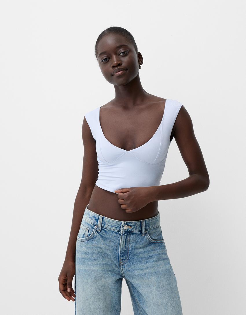 Polyamide T-shirt with V-neckline - Women | Bershka