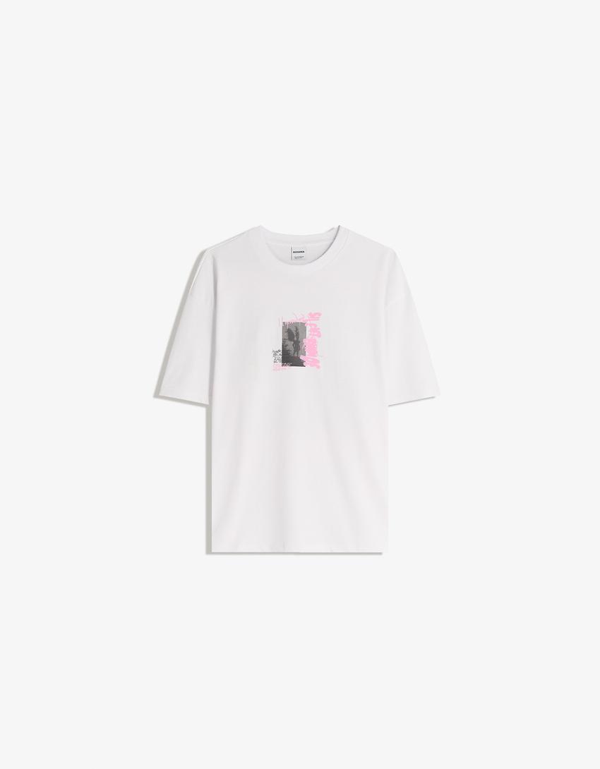 Kortärmad t-shirt med tryck-Vit