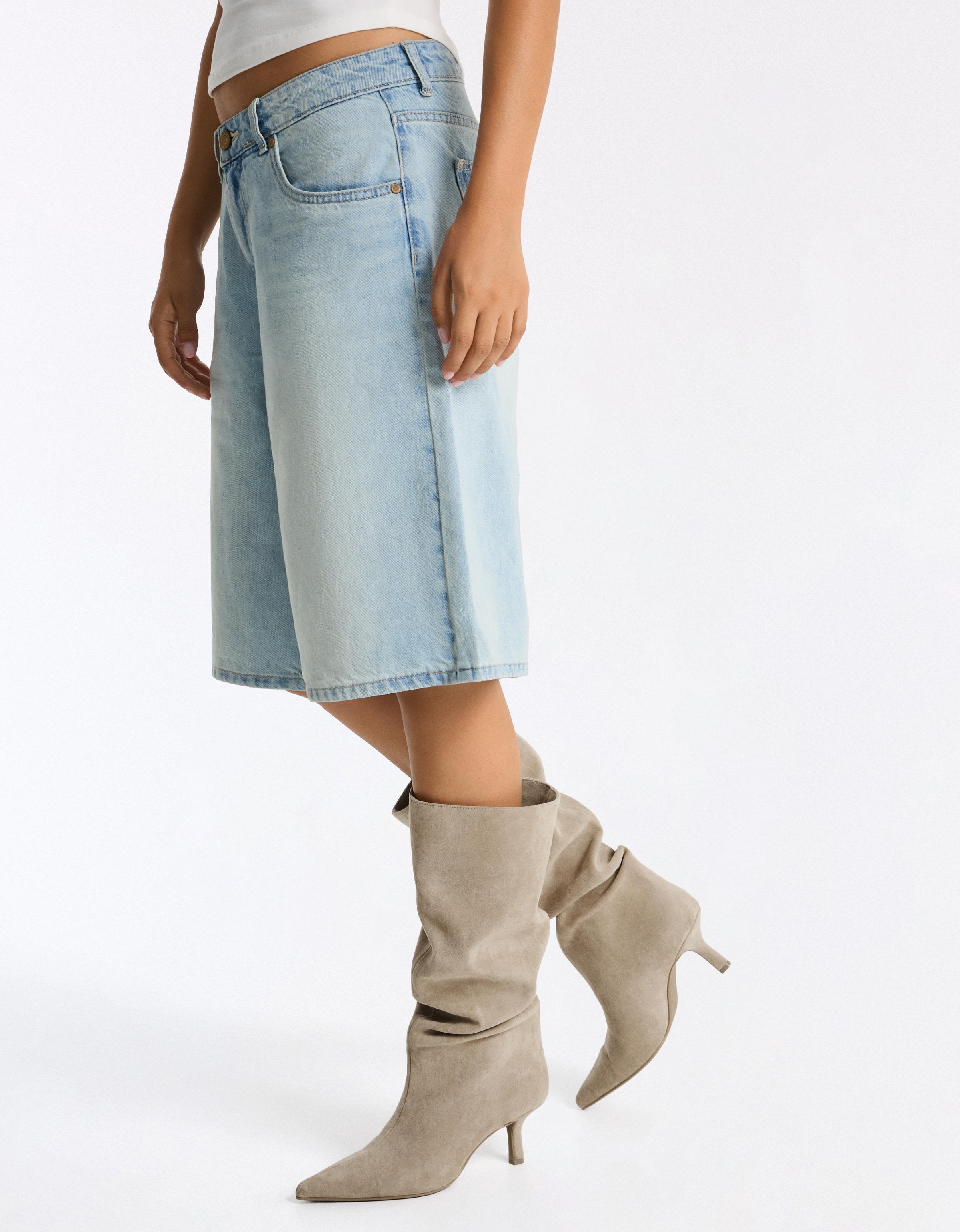 Kitten heel boots — BEIGE
