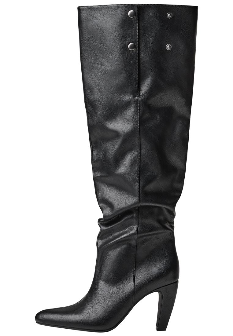Wide-leg heeled boots
