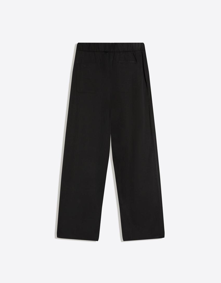 Super baggy fluid trousers with darts-Black