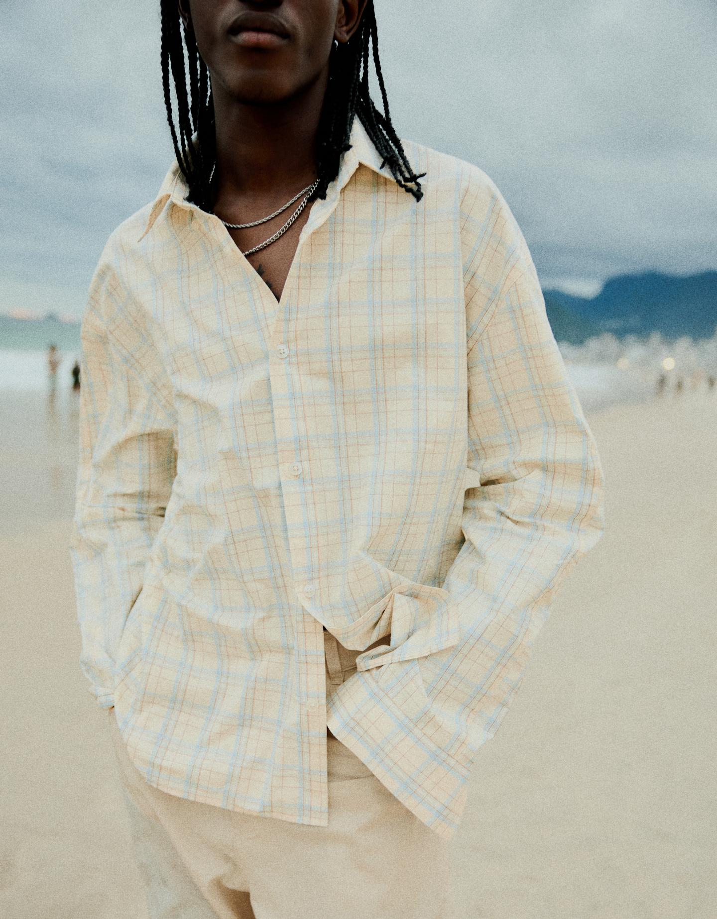 Bershka koszula oversize w kratę z długim rękawem kremowy