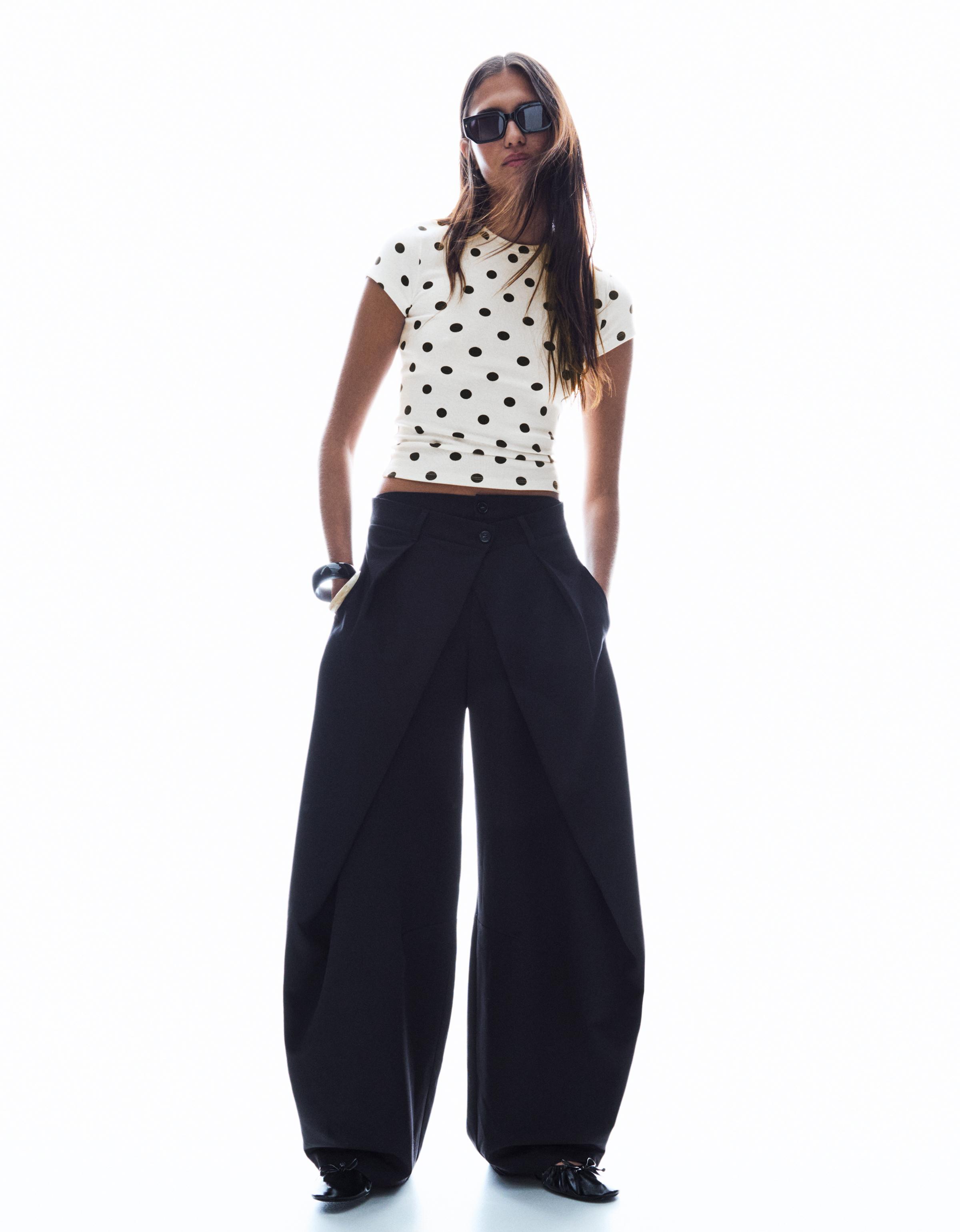 Pleated double-button trousers — Black