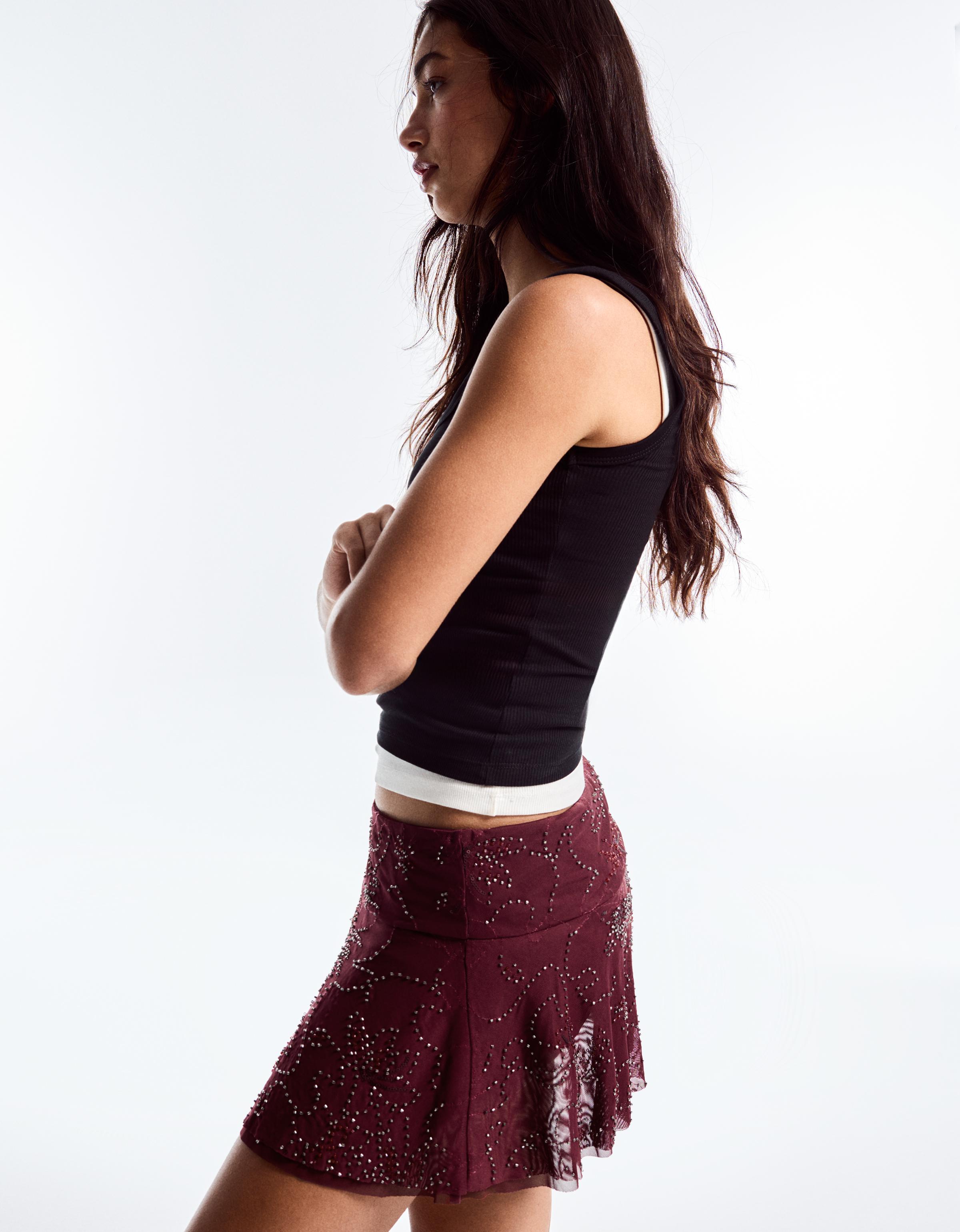 Embroidered ruffle mini skirt — Burgundy