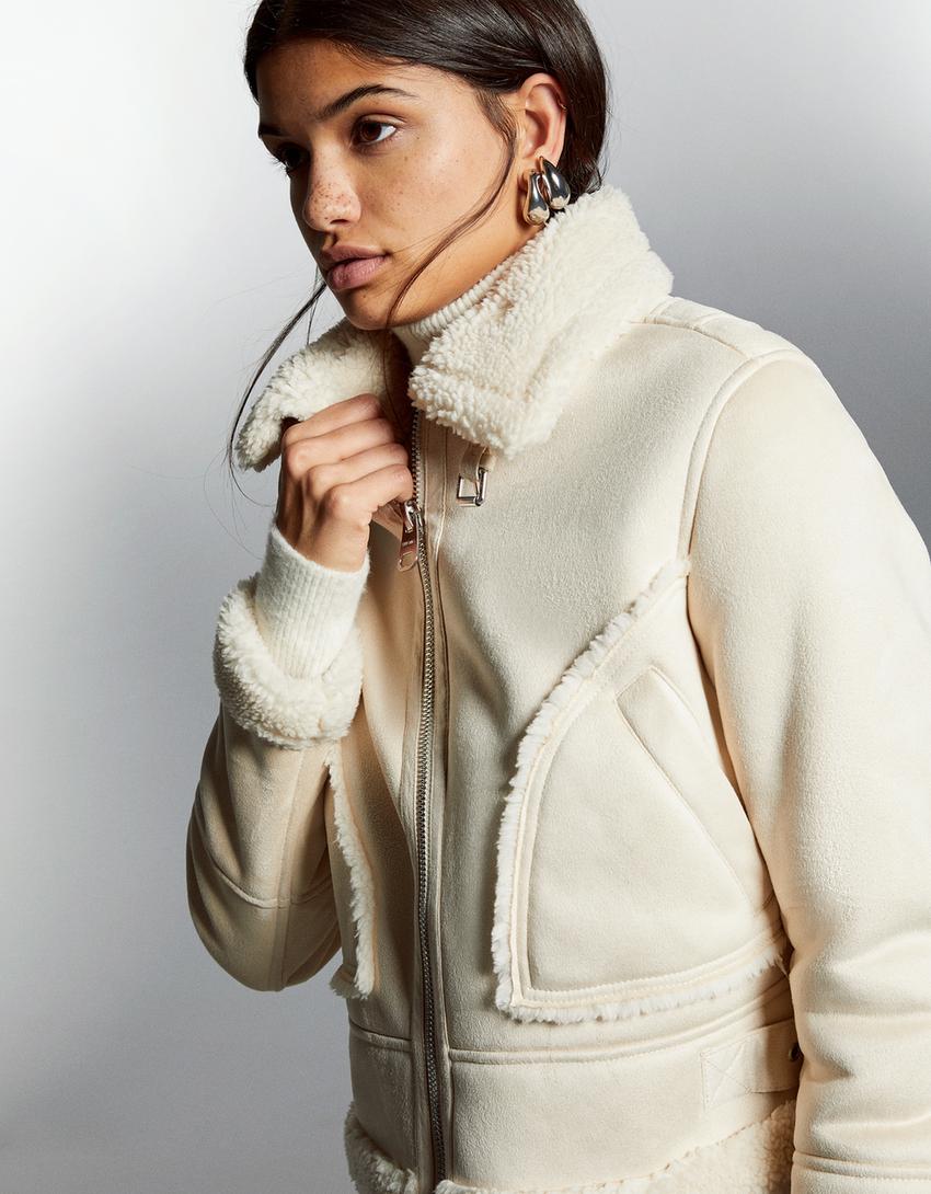 Blusão dupla face cropped efeito de camurça-Cru-1