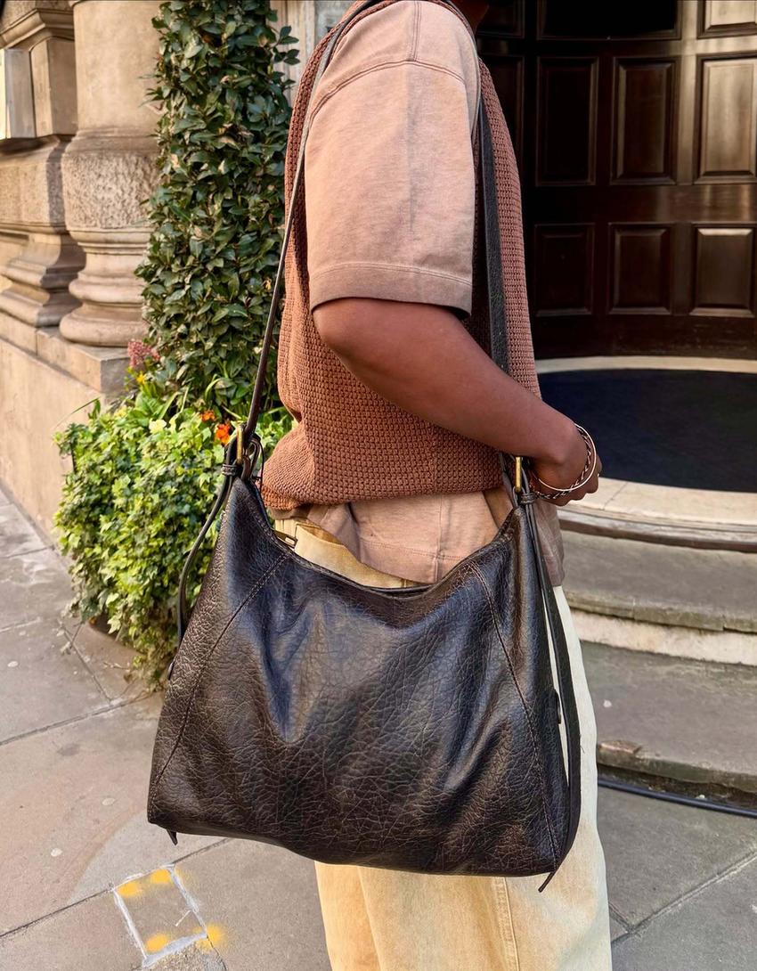 Leather effect crossover bag-Black-1