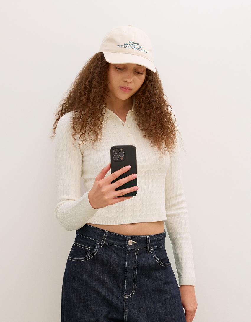 Kabelstickad tröja med tenniskrage-Krämfärgad