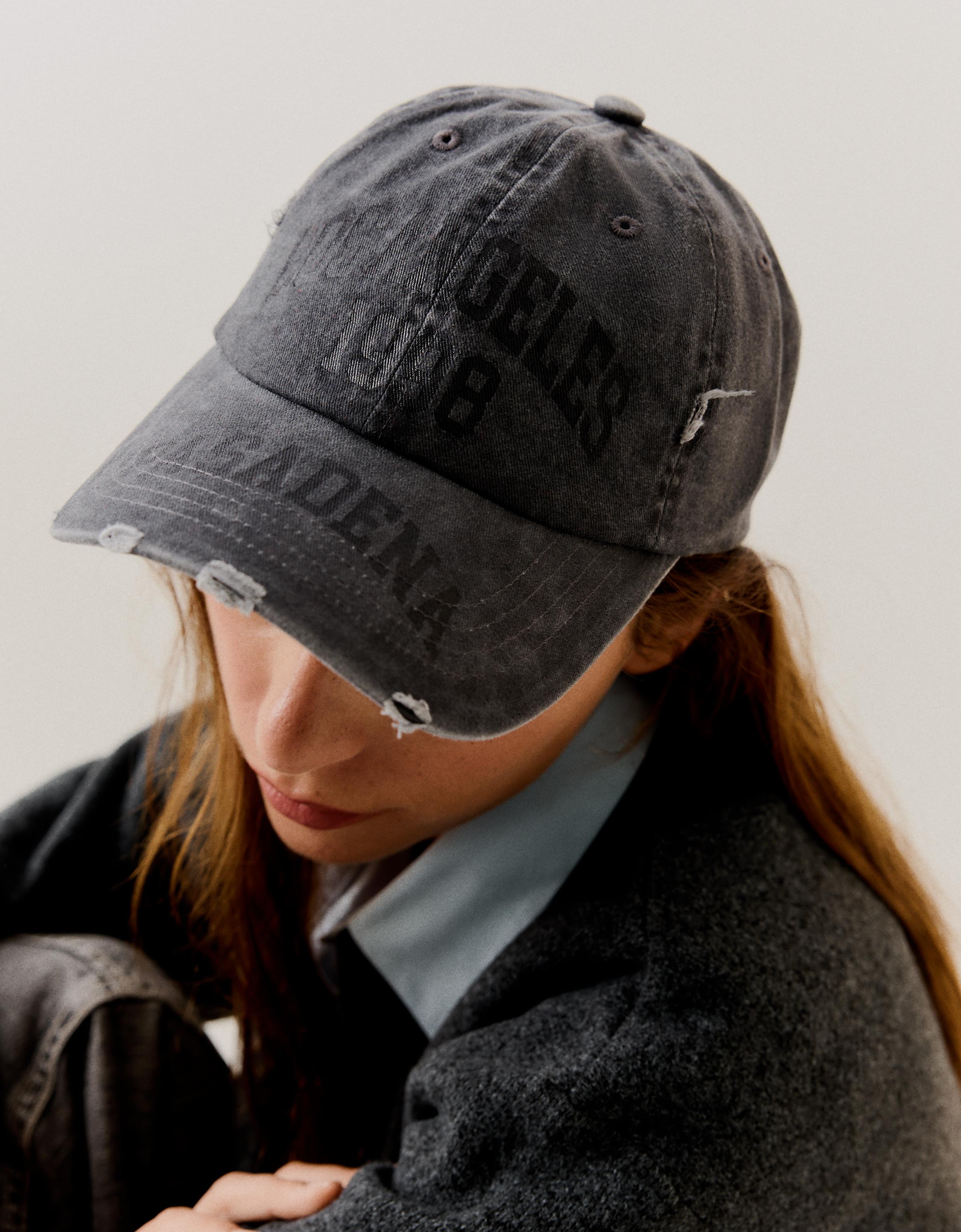 Bershka Gorra Efecto Lavado Mujer Negro