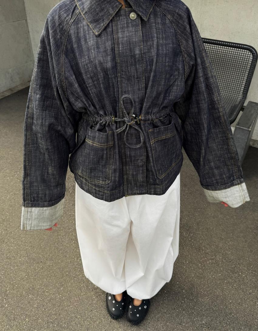 Jaket denim oversize bertekstur-Biru