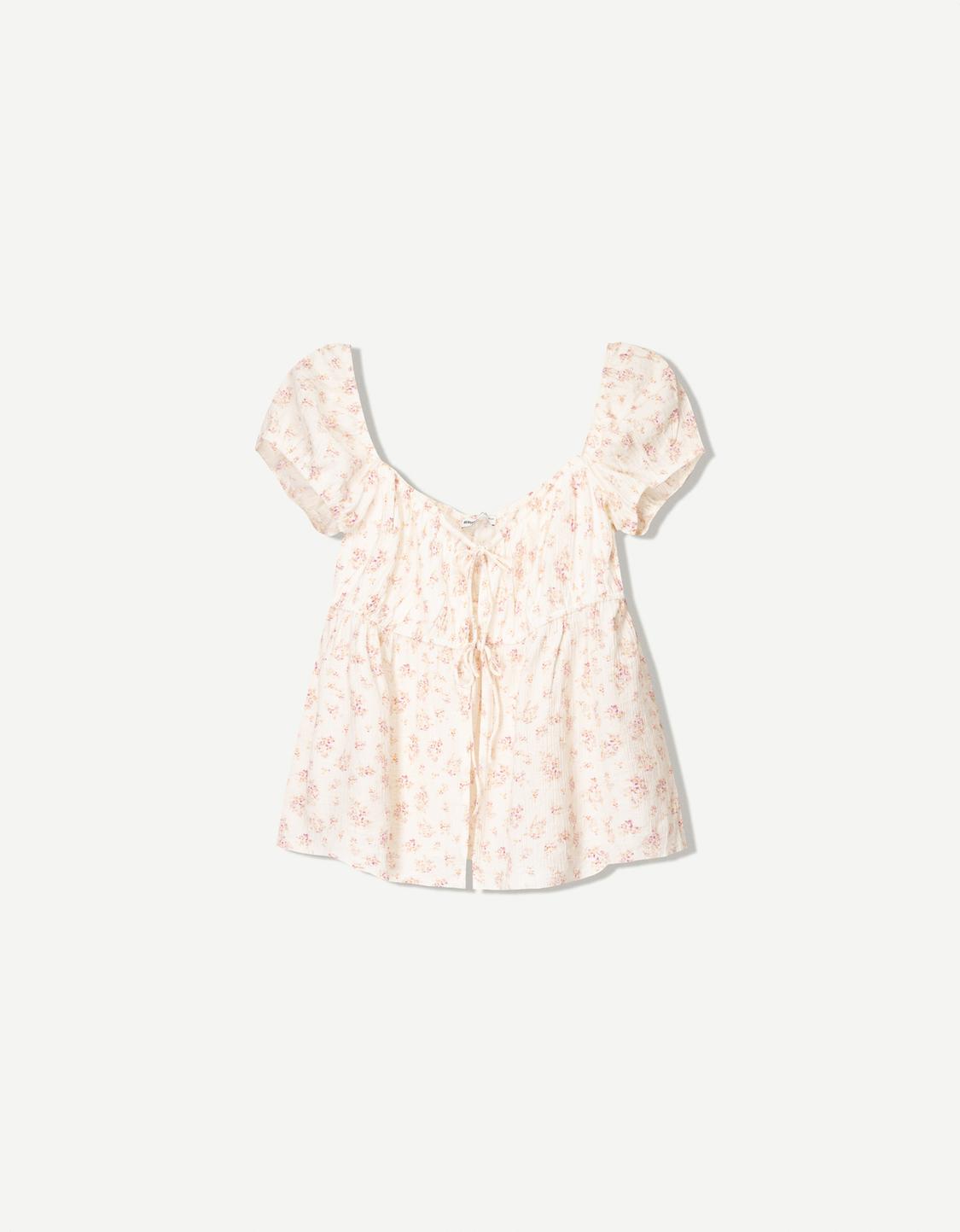 Textured printed top with bows