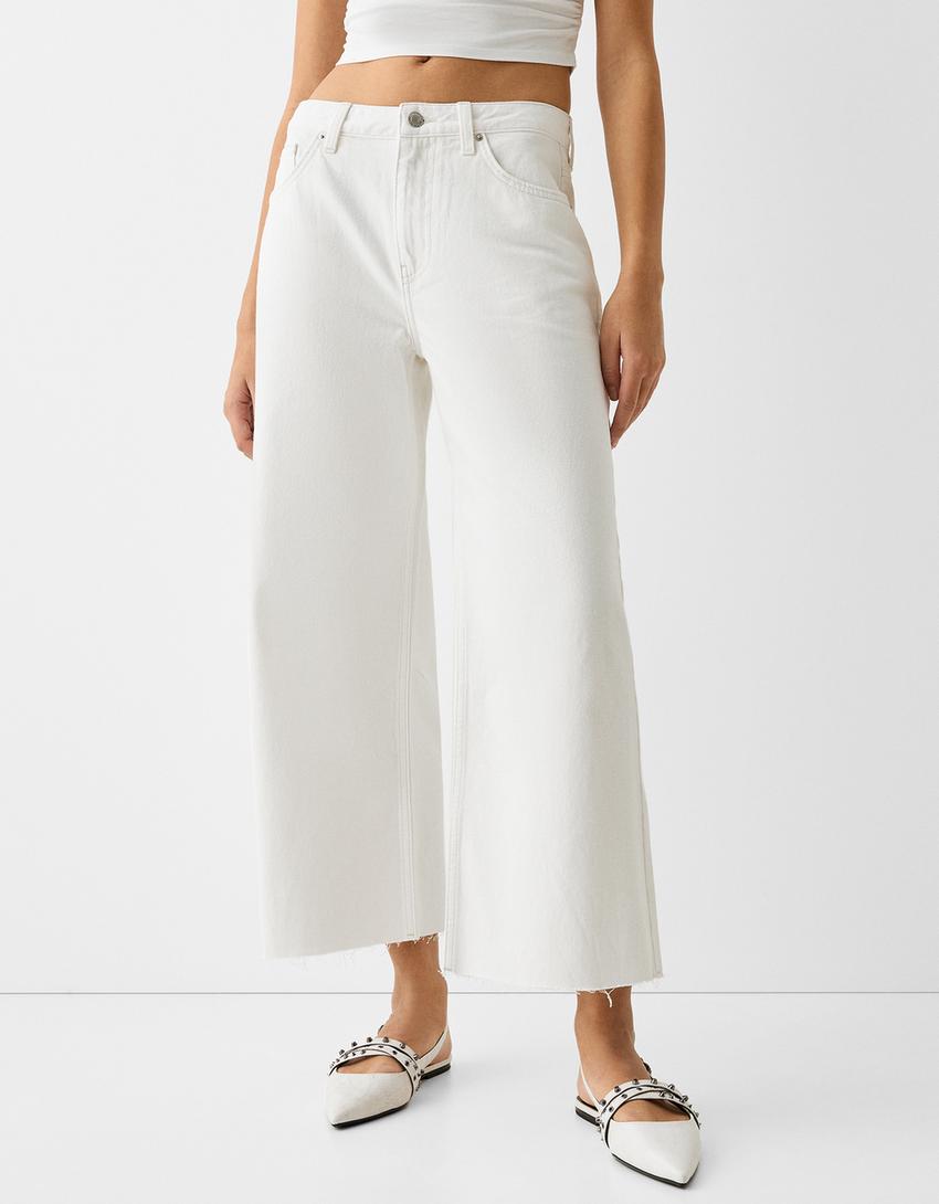 جينز بقصة قصيرة وساق عريضة-أبيض-1