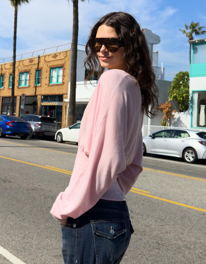 V-neck sweater with sash-Pink