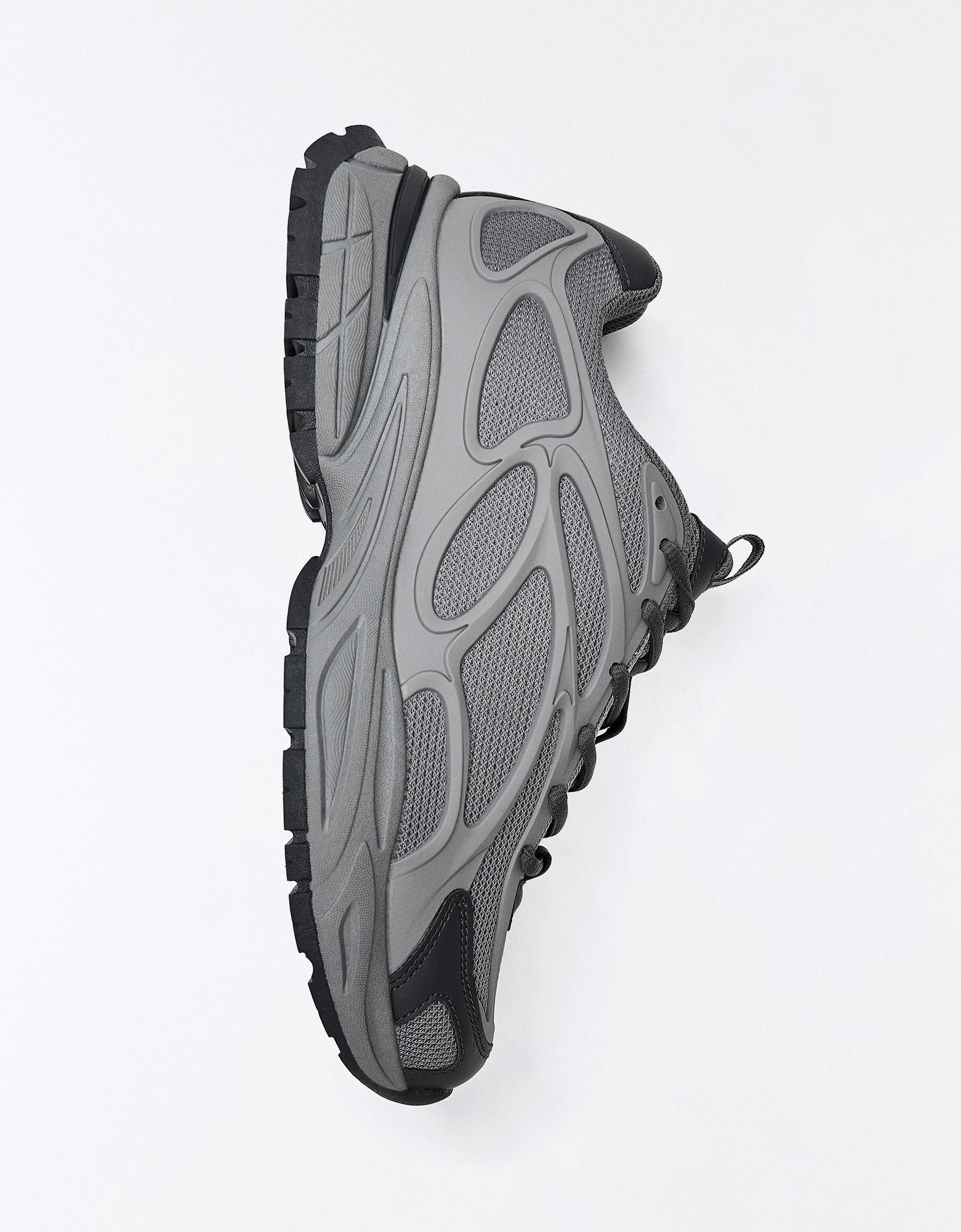 Chunky mixed-material sneakers — Grey