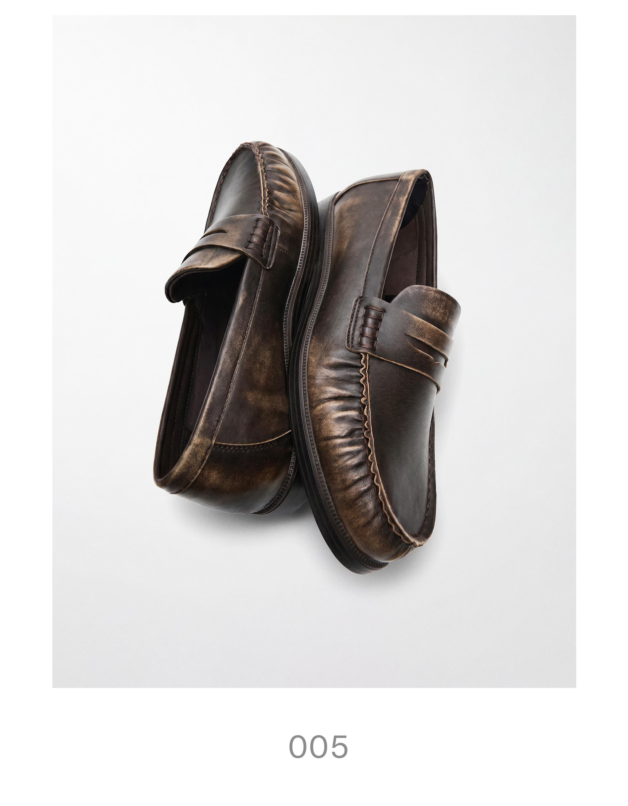 BRUSHED LOAFERS — Brown