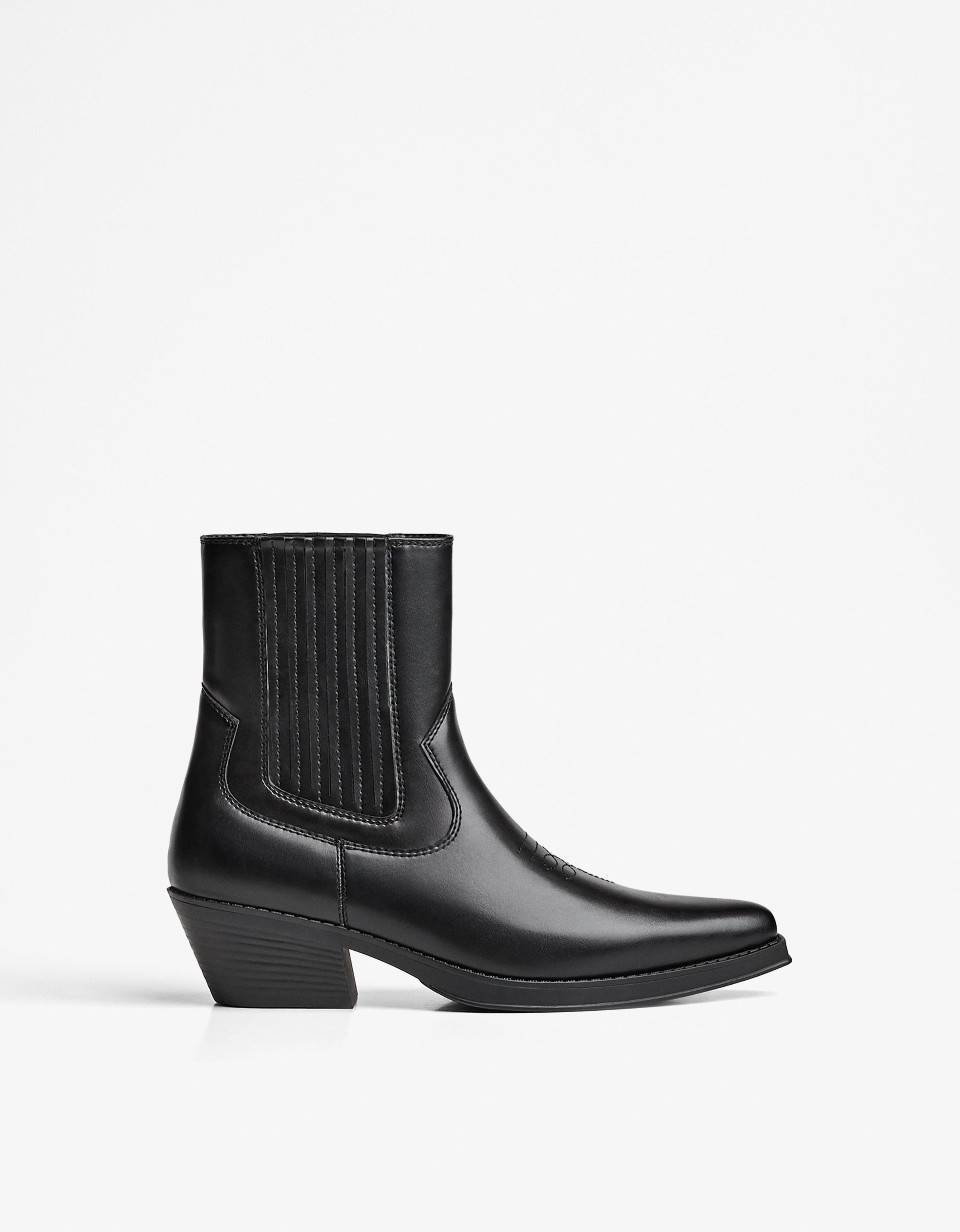 Bershka Elastische Stiefeletten Im Cowboylook Herren 39 Schwarz