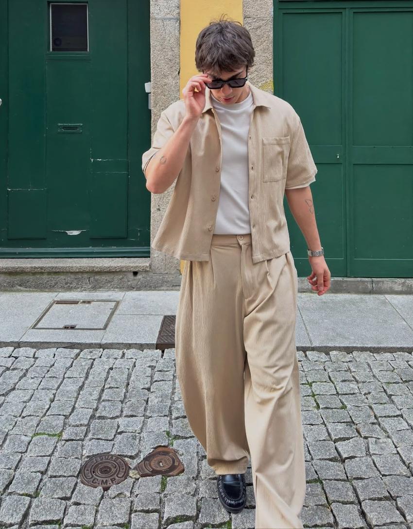 Super baggy pleated semi-jogger trousers-Sand