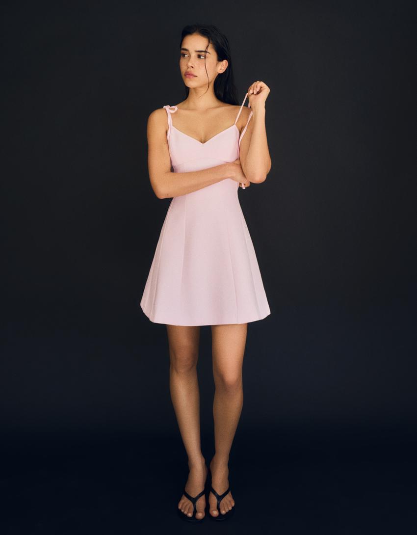 Fiyonk detaylı askılı mini elbise-Pembe