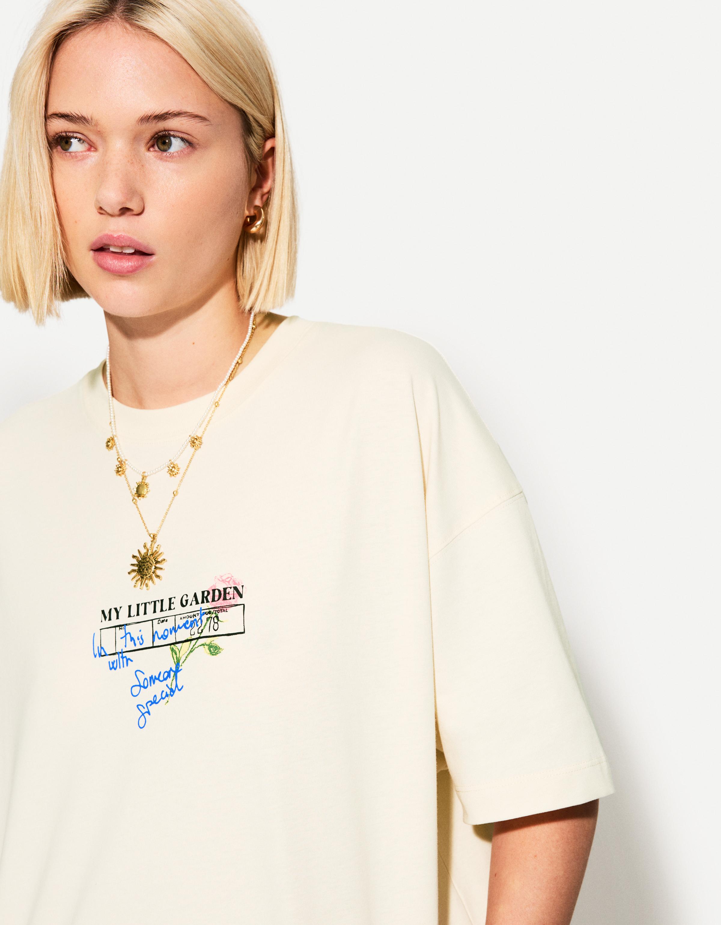 Bershka T-Shirt Mit Print Damen M Rohweiß