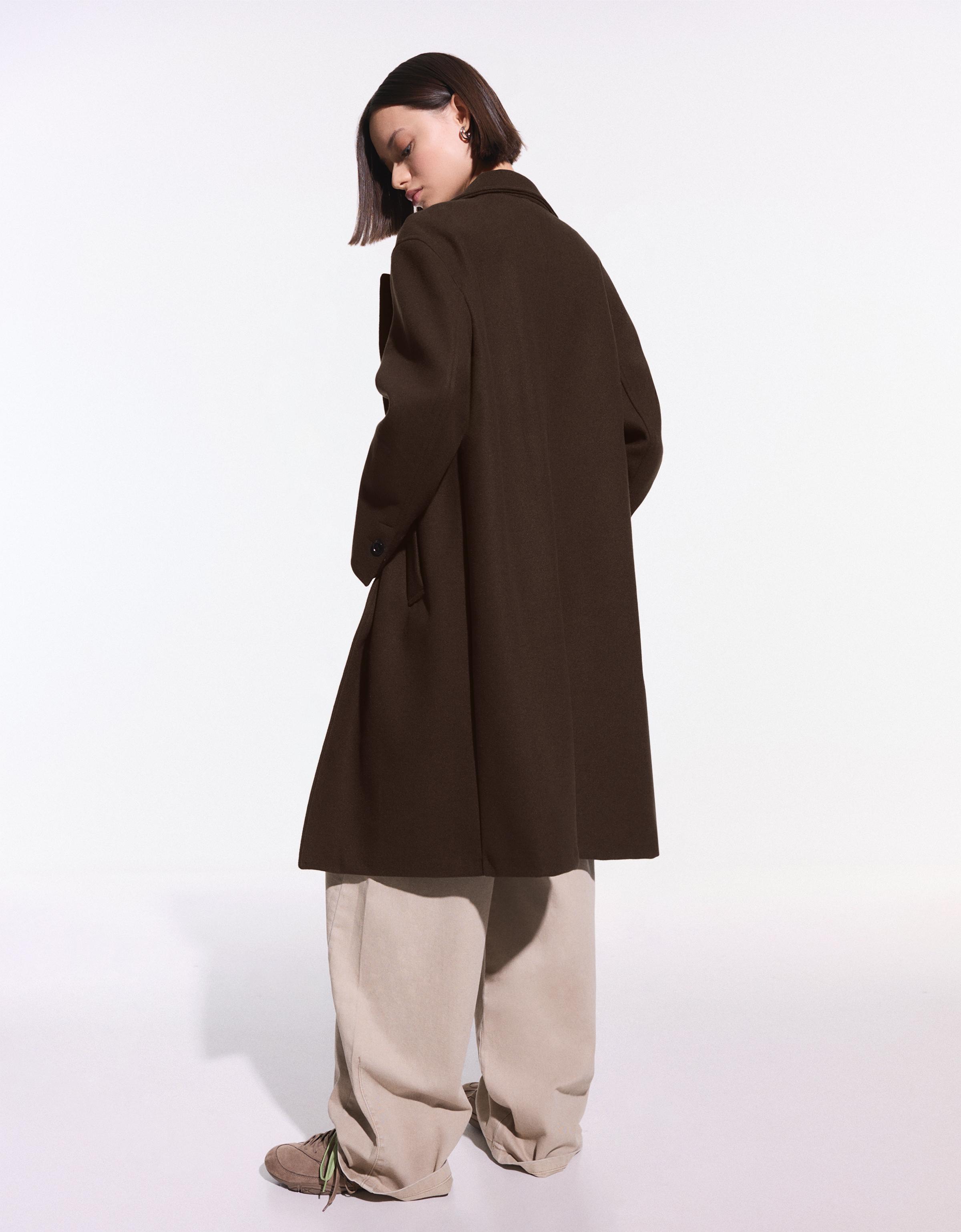 Soft-touch long coat — Brown
