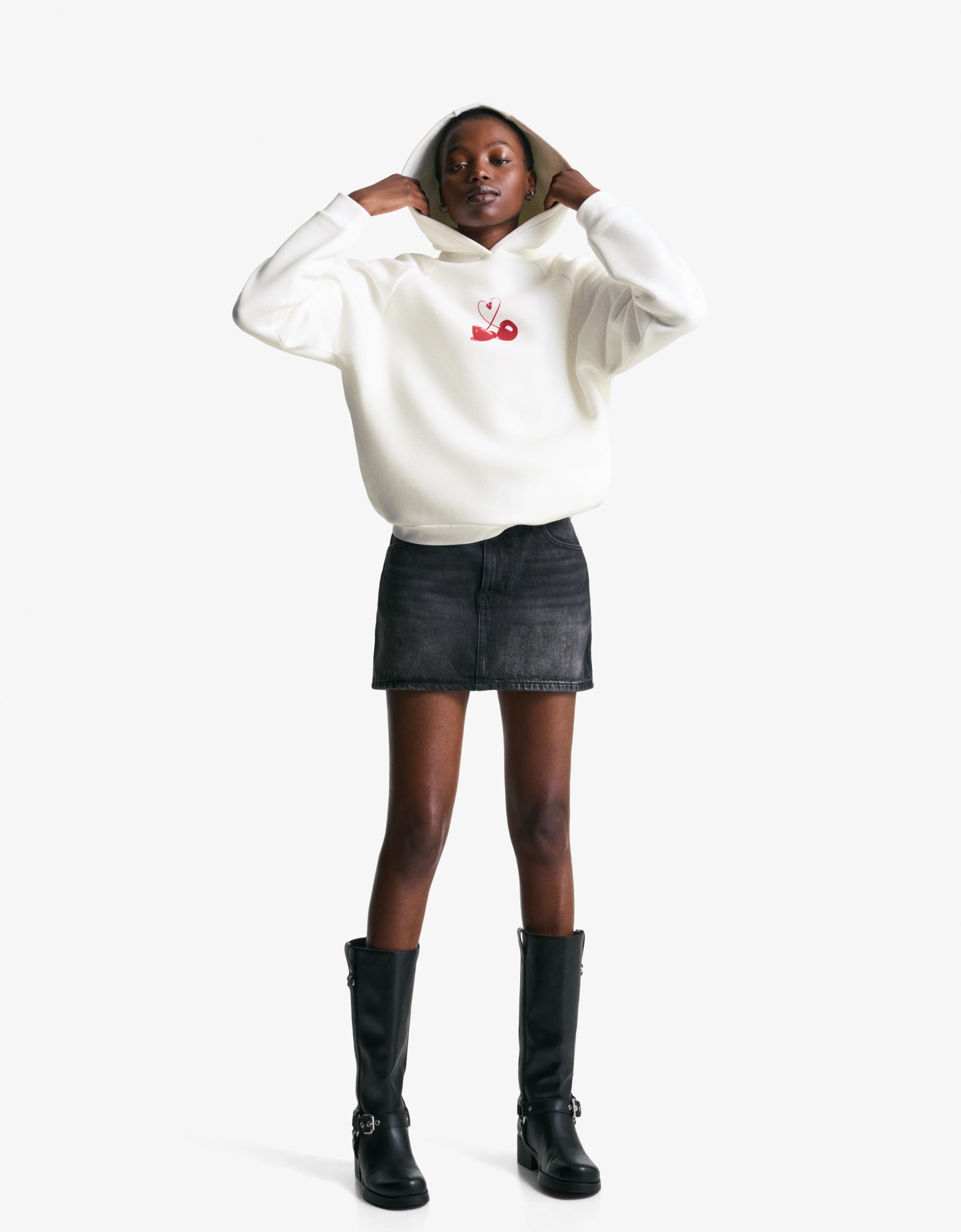 Printed hoodie - Women | Bershka