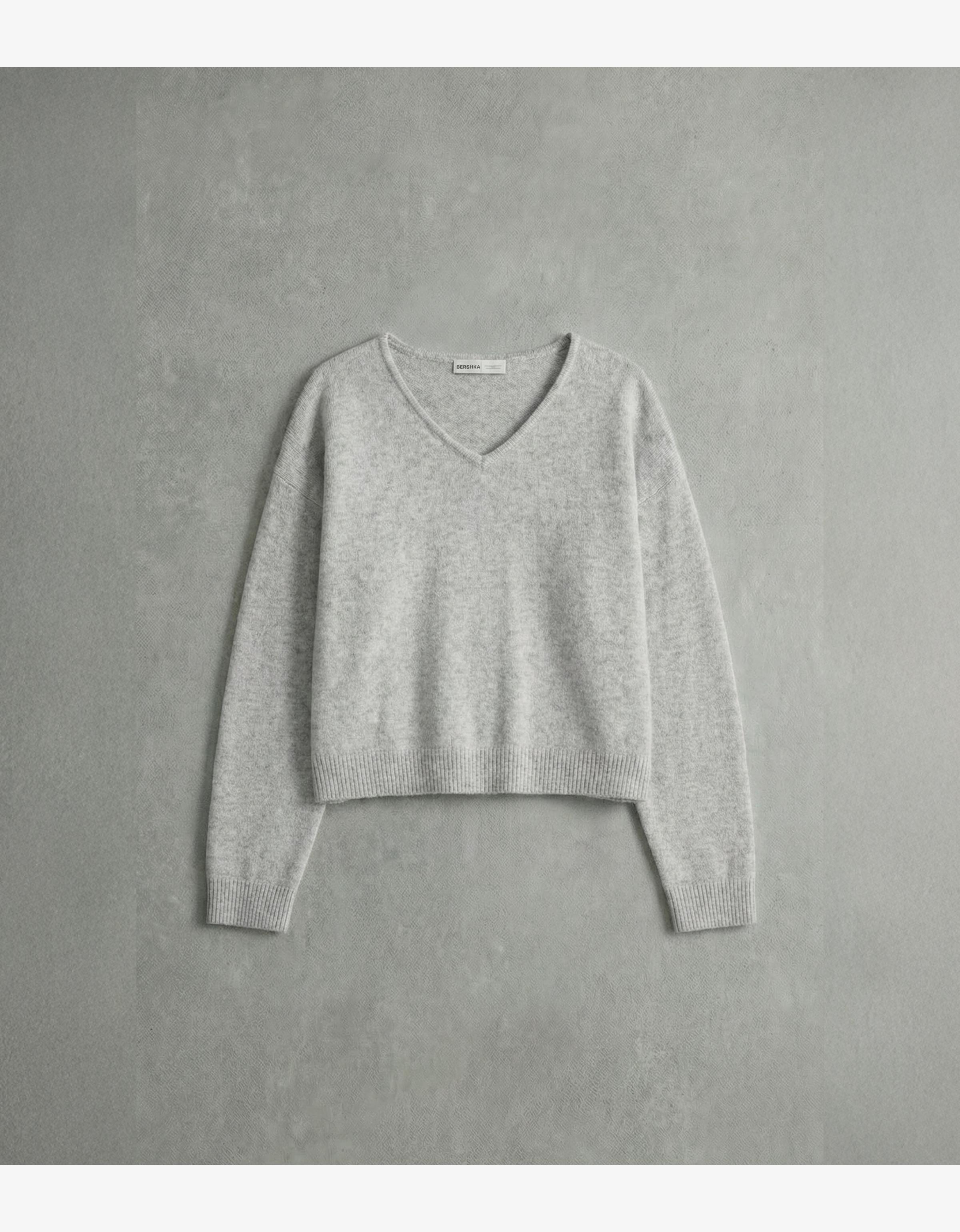 V yaka yumuşak dokulu kazak - Görsel 19