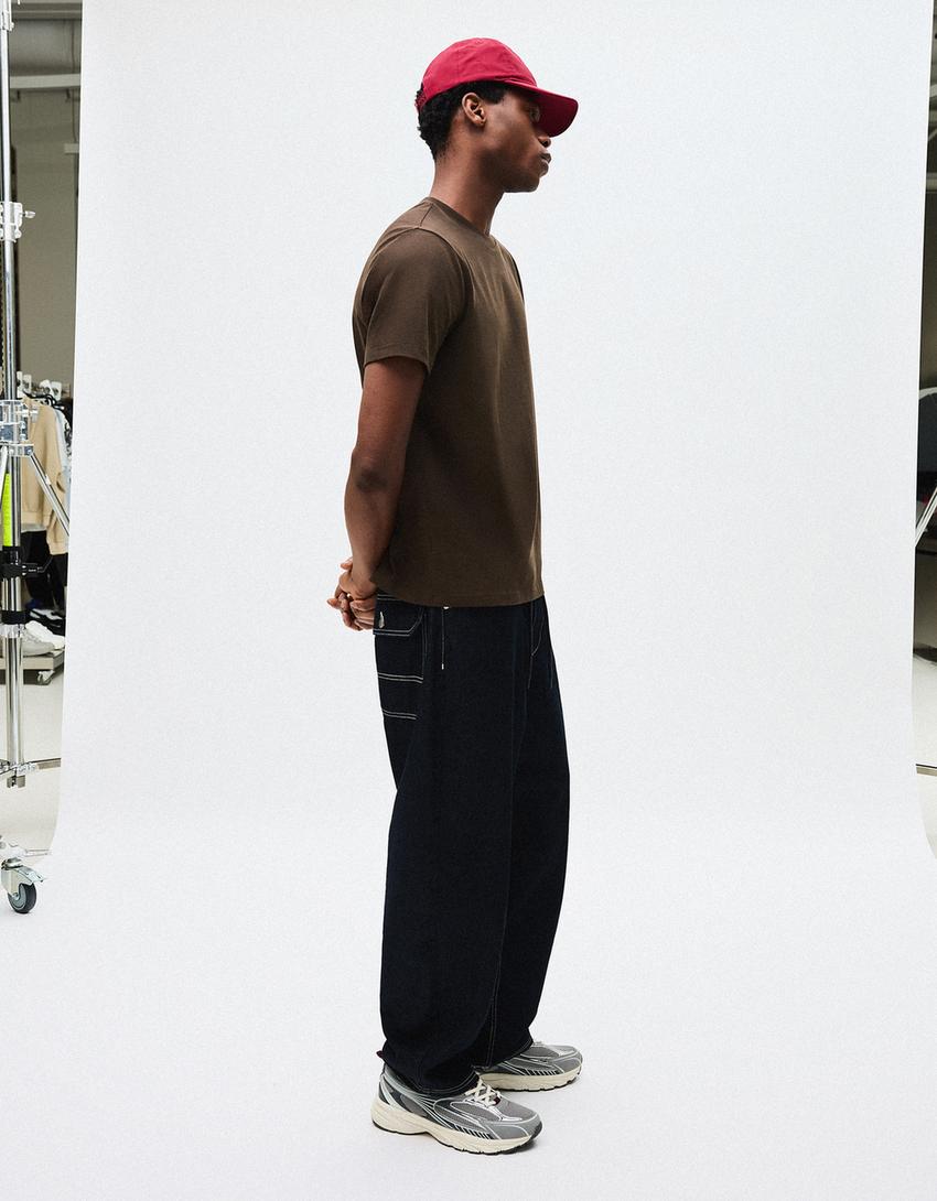 short sleeve T-shirt-Brown